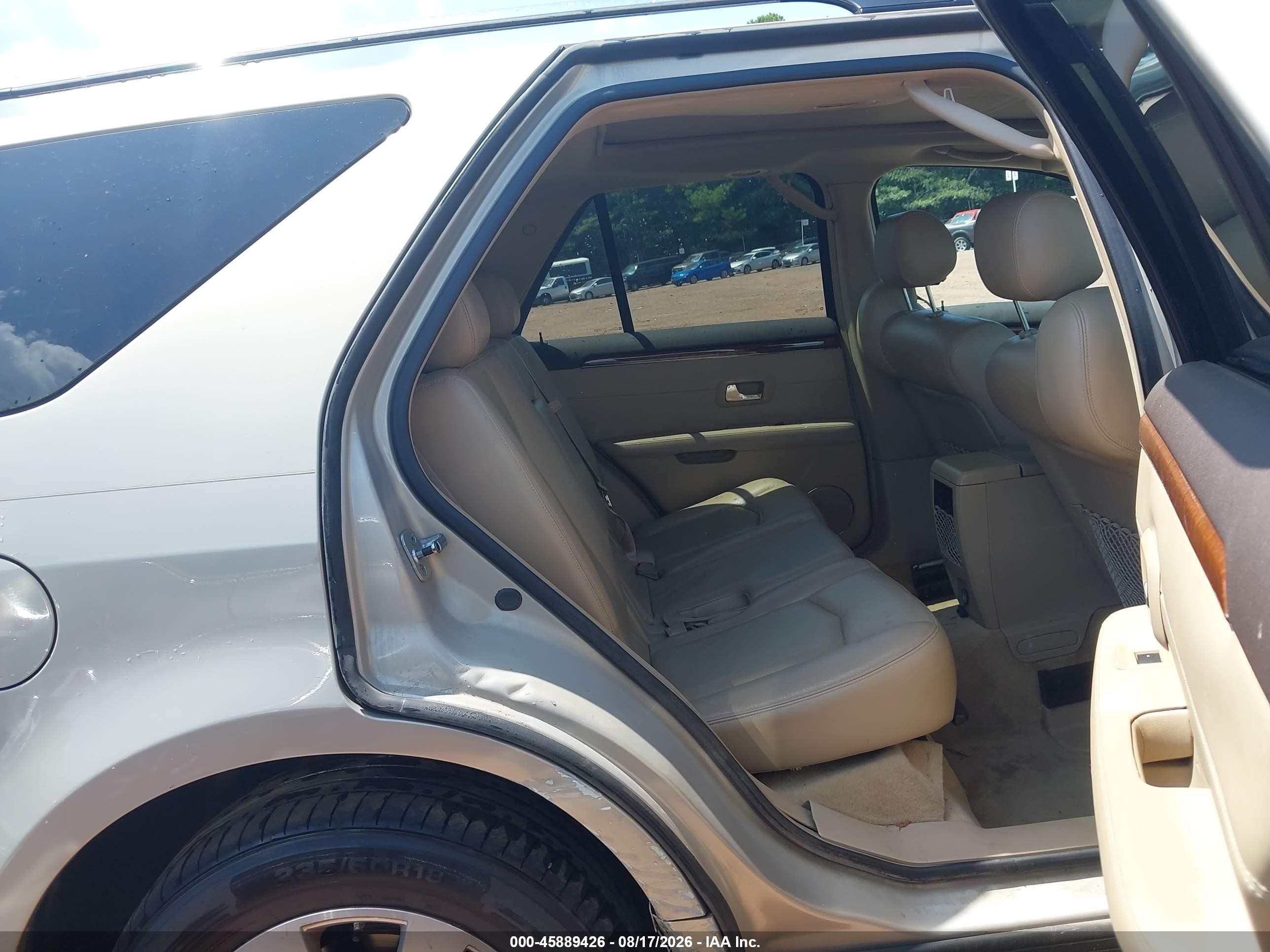 2007 Cadillac Srx V8 Beige vin: 1GYEE63AX70171910