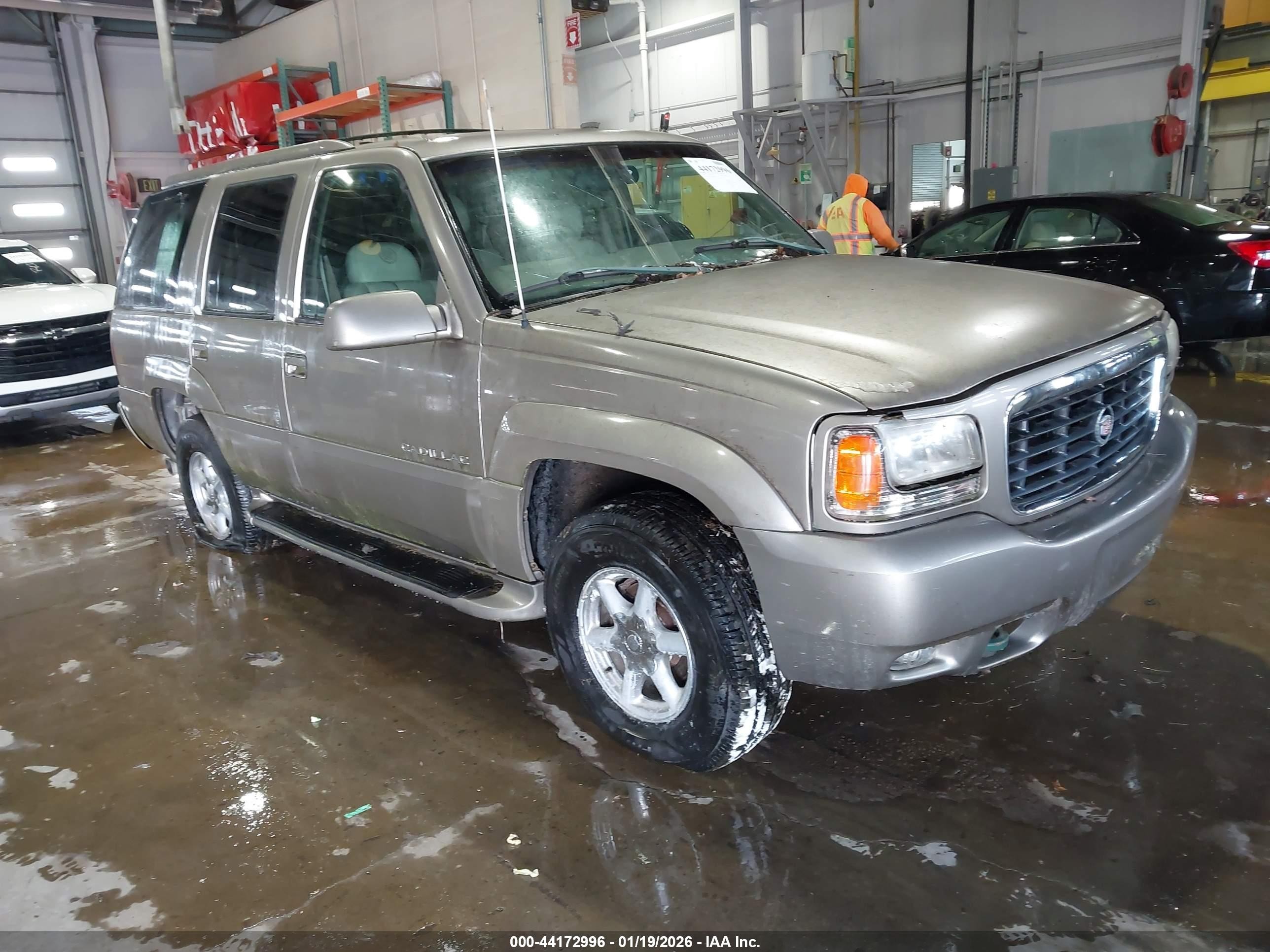 1GYEK13R2YR131626