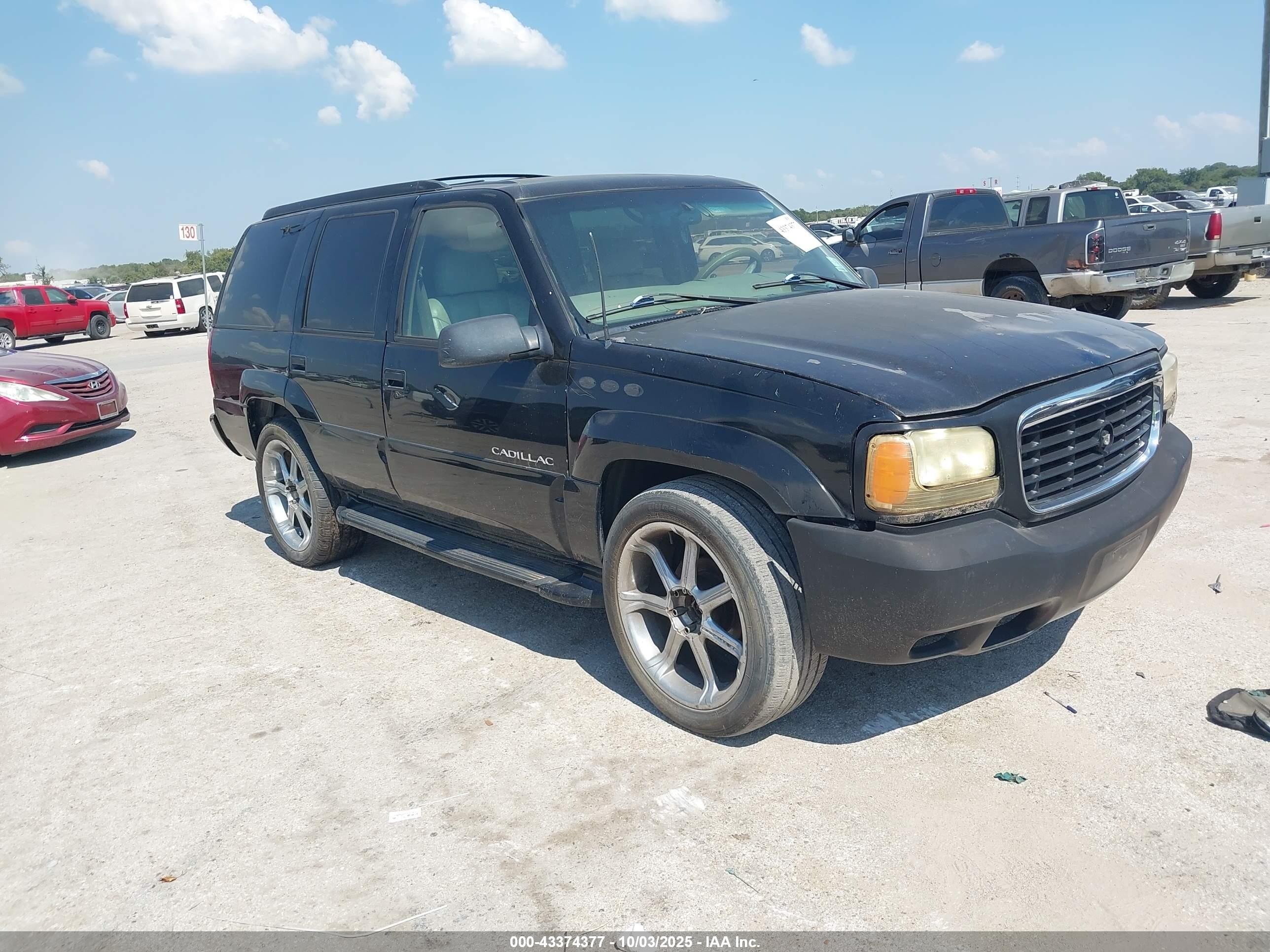 1GYEK13R2YR142481