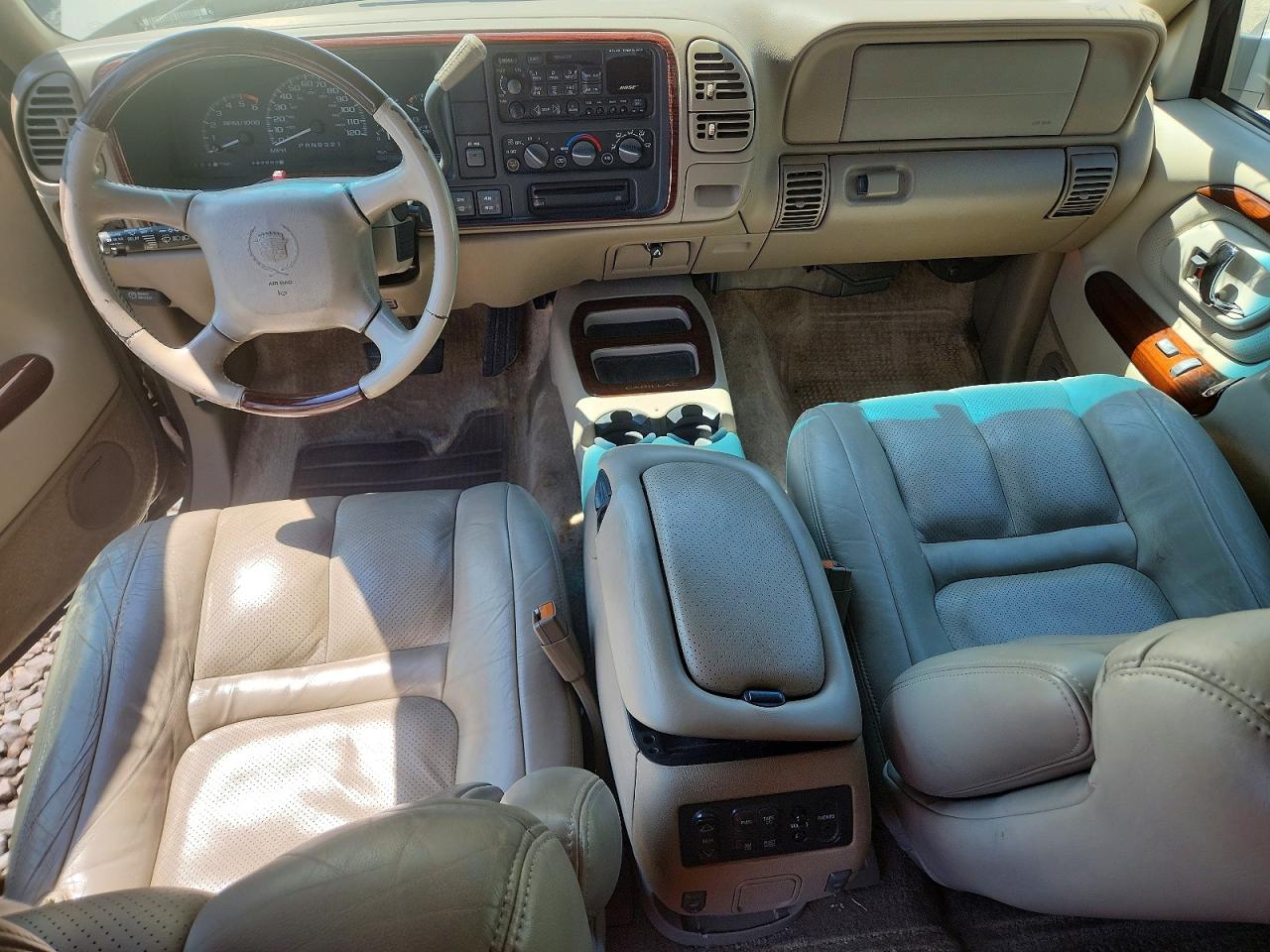 2000 Cadillac Escalade Beige vin: 1GYEK13RXYR112967