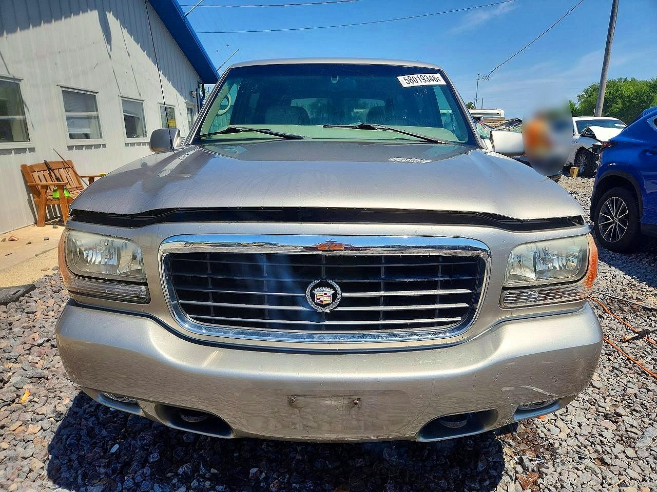 2000 Cadillac Escalade Beige vin: 1GYEK13RXYR112967