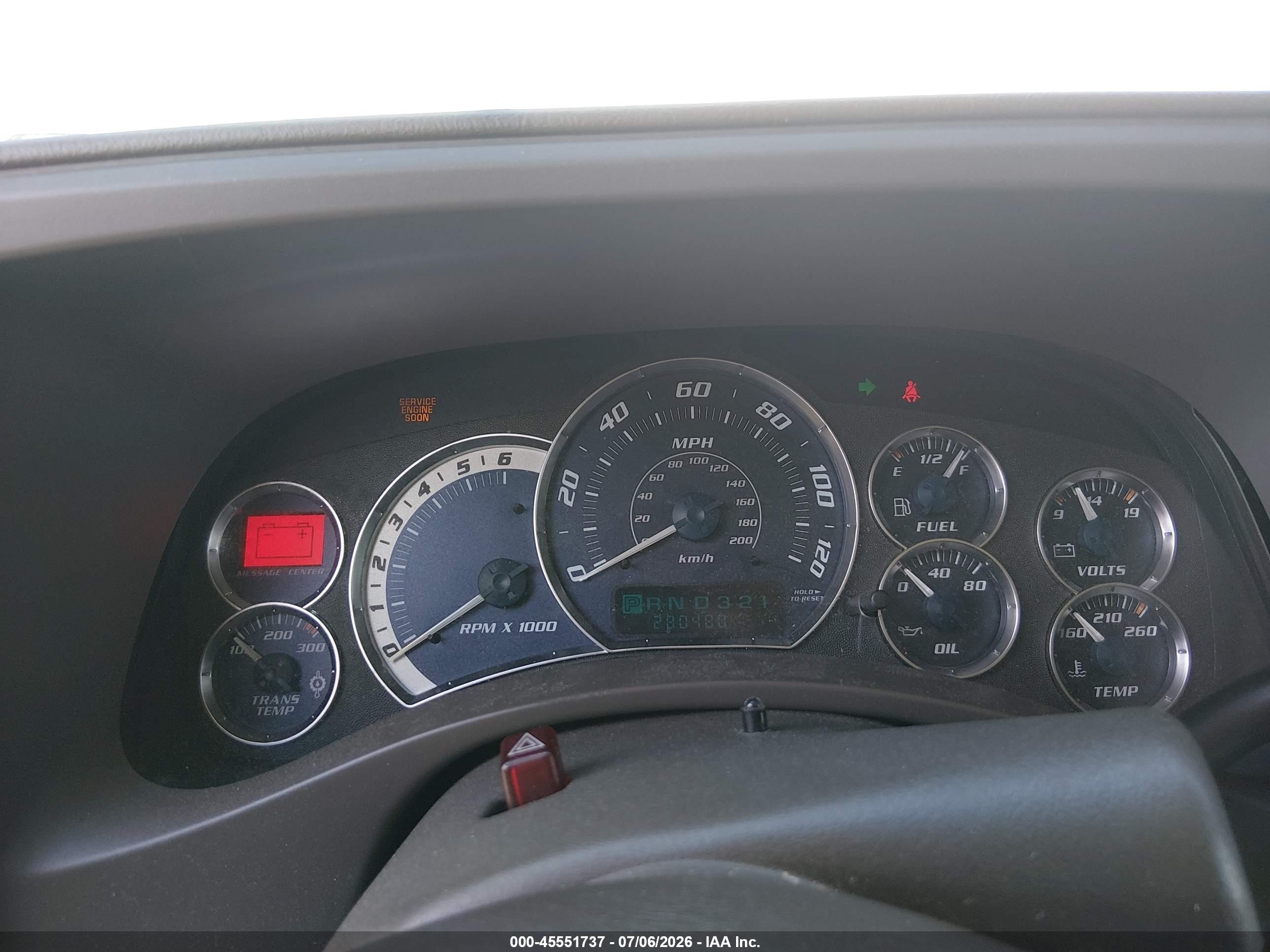 2002 Cadillac Escalade Standard Белый vin: 1GYEK63N02R160690