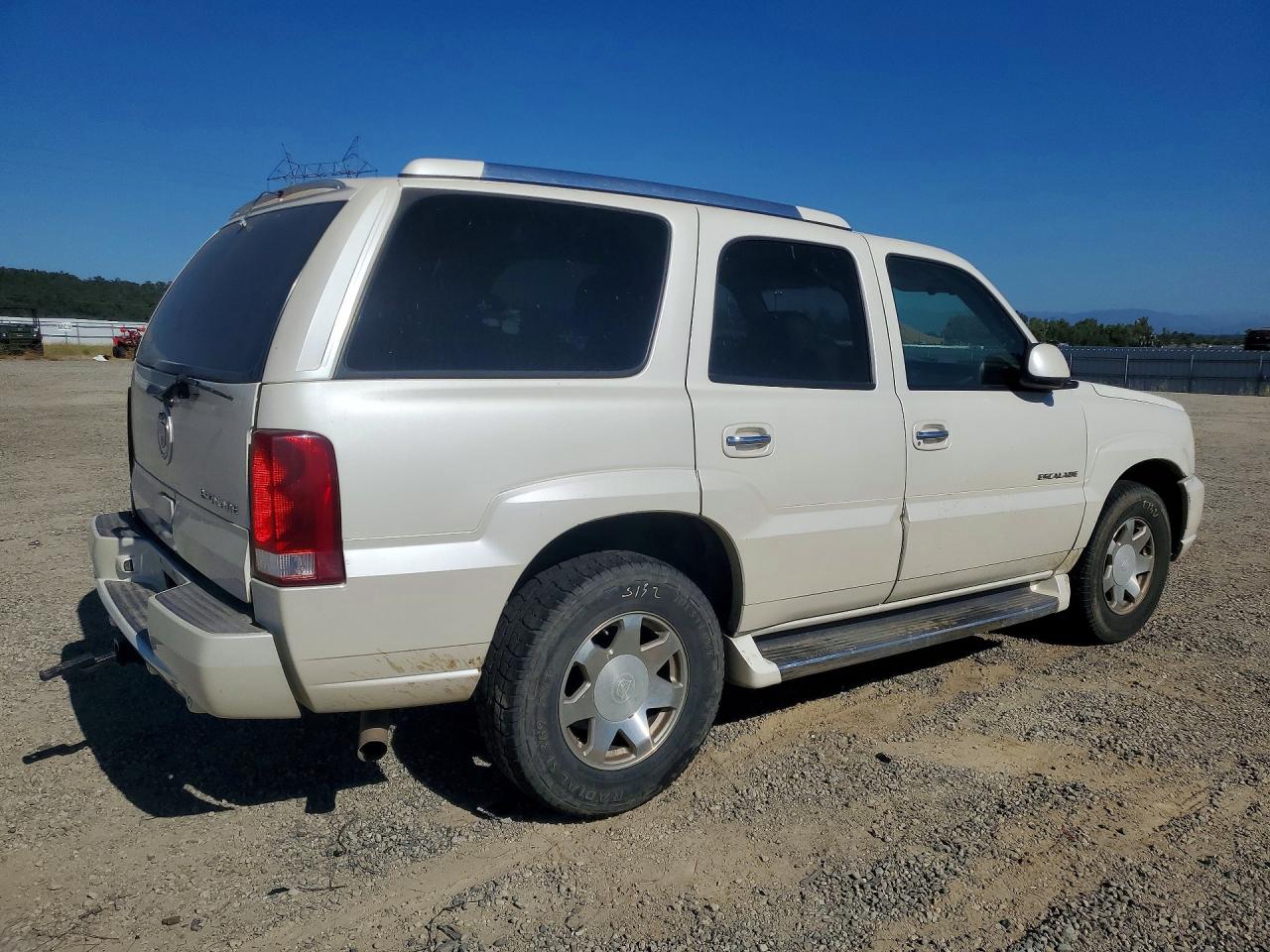 2003 Cadillac Escalade Luxury Beige vin: 1GYEK63N03R129022