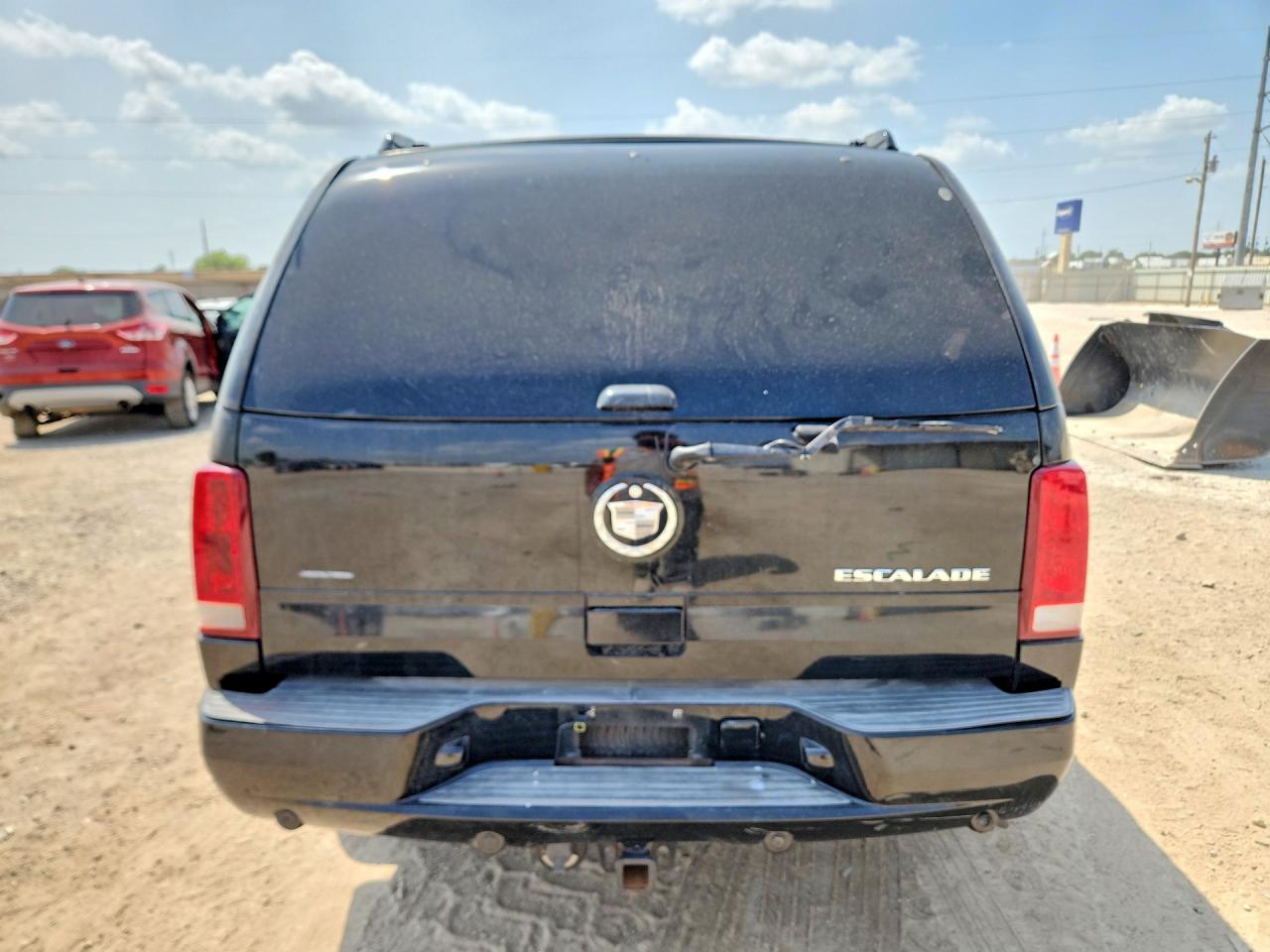 2005 Cadillac Escalade Luxury Black vin: 1GYEK63N05R145918