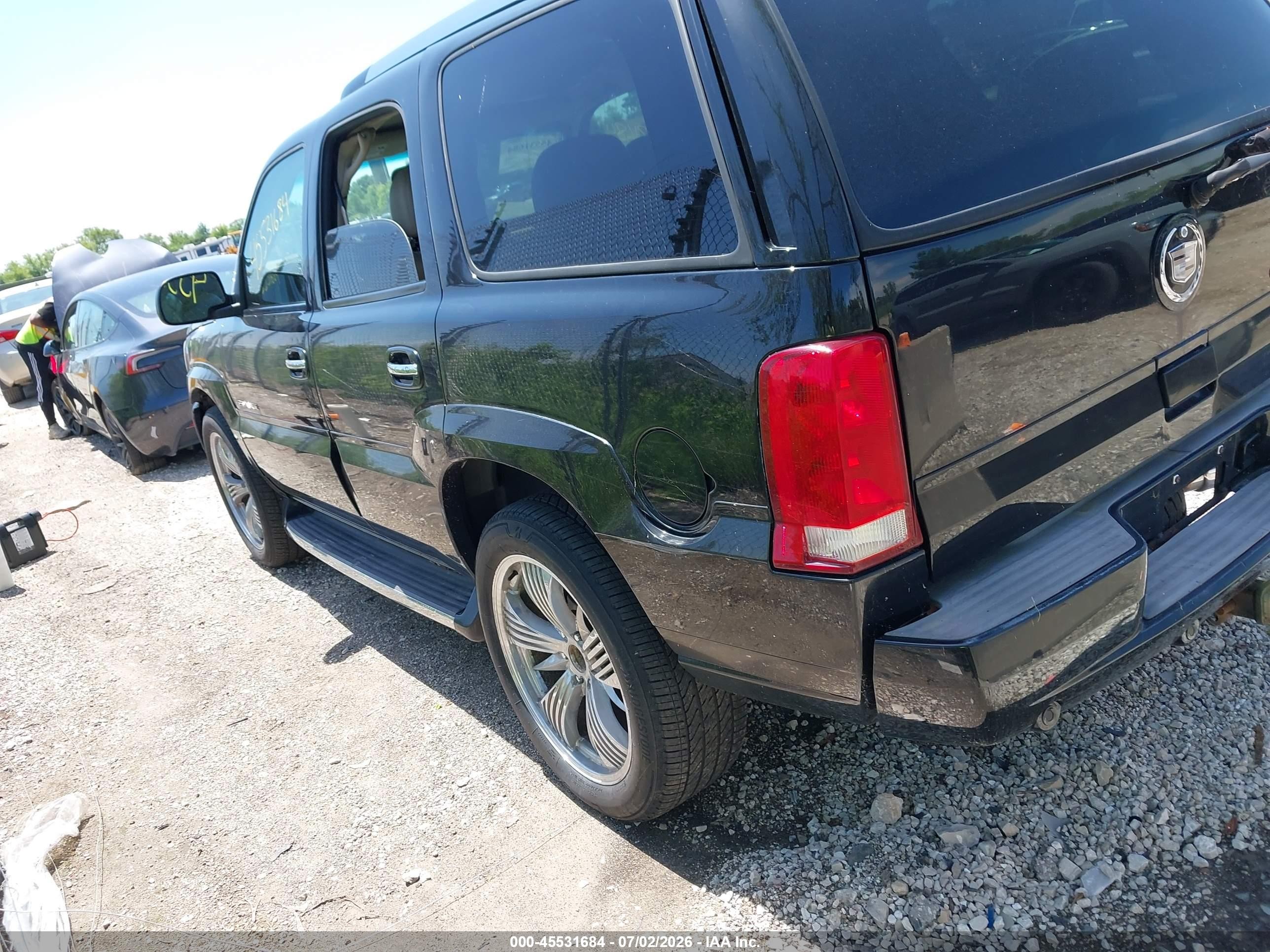 2003 Cadillac Escalade Standard Black vin: 1GYEK63N13R140496