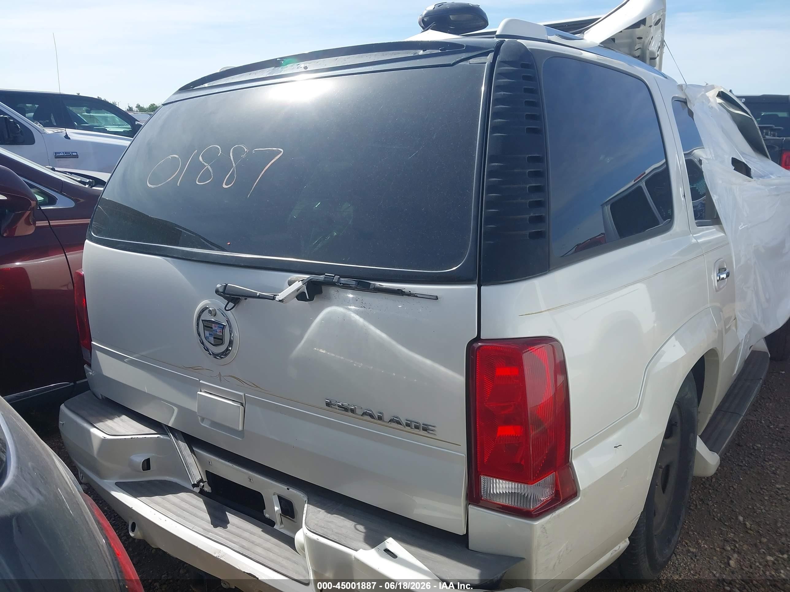 2004 Cadillac Escalade Standard Белый vin: 1GYEK63N14R319896