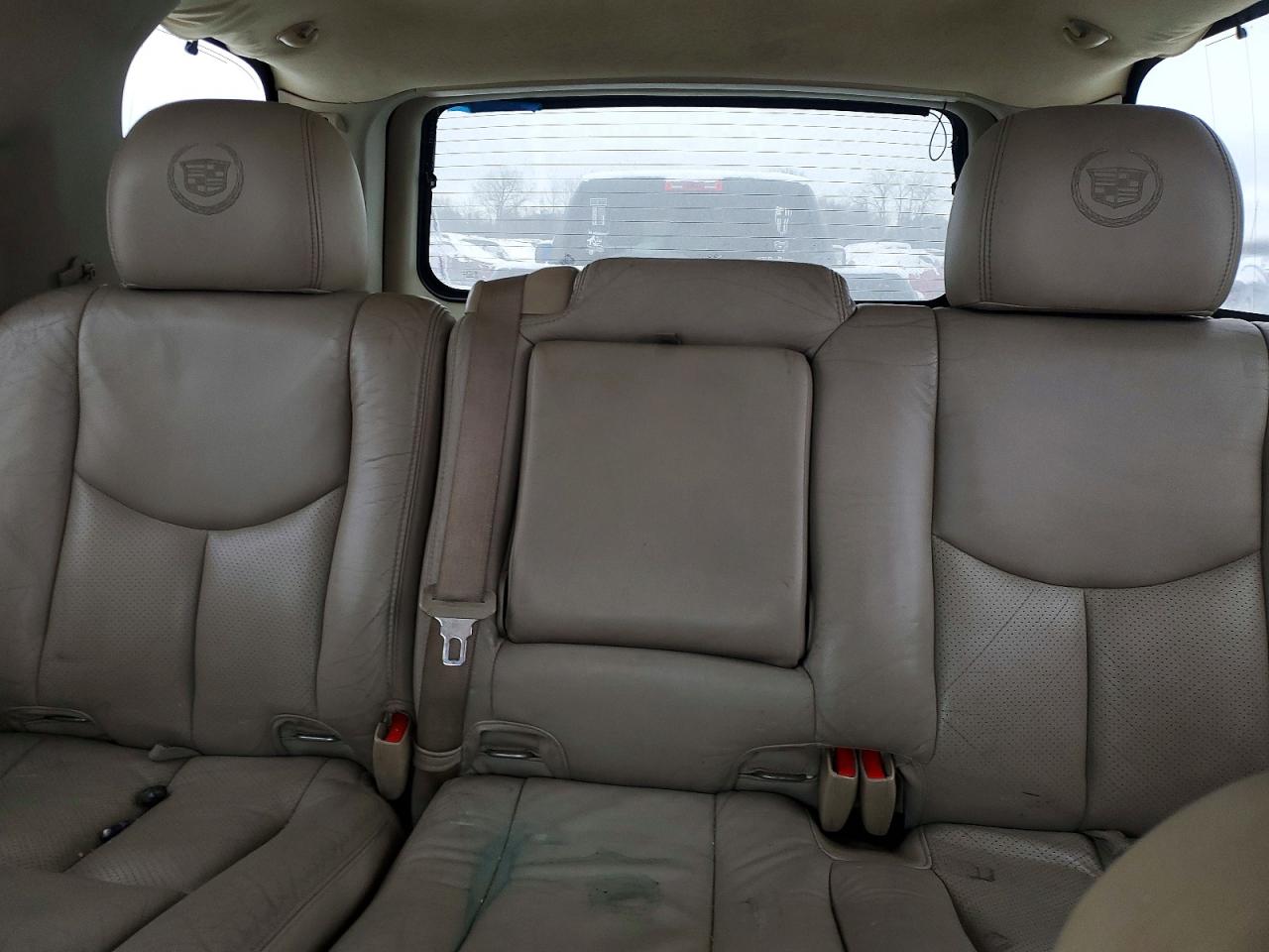 2005 Cadillac Escalade Black vin: 1GYEK63N15R181522