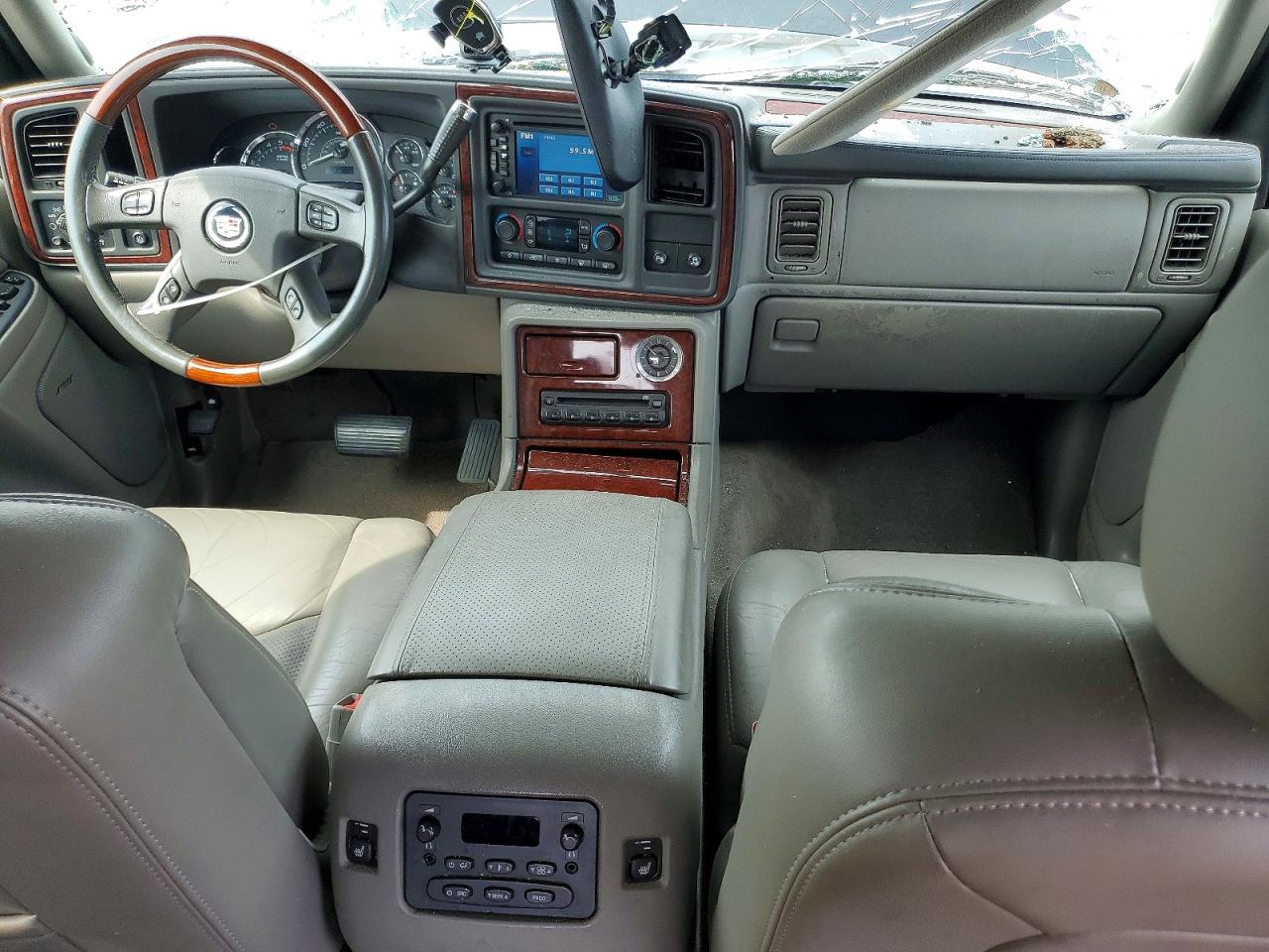 2005 Cadillac Escalade Luxury Black vin: 1GYEK63N15R241430