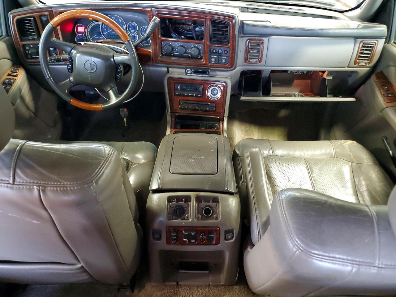 2002 Cadillac Escalade Luxury Black vin: 1GYEK63N32R324790
