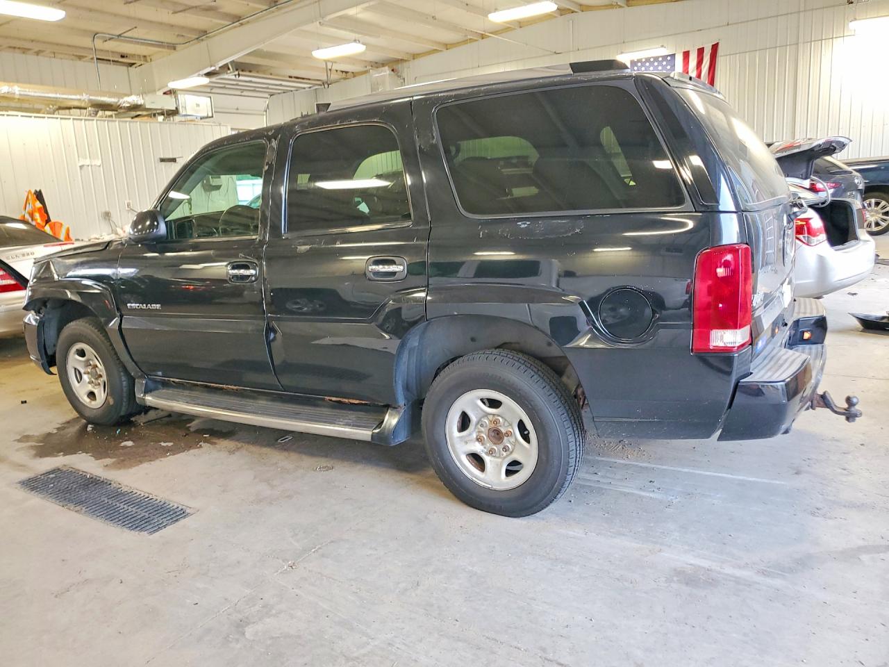 2002 Cadillac Escalade Luxury Black vin: 1GYEK63N32R324790