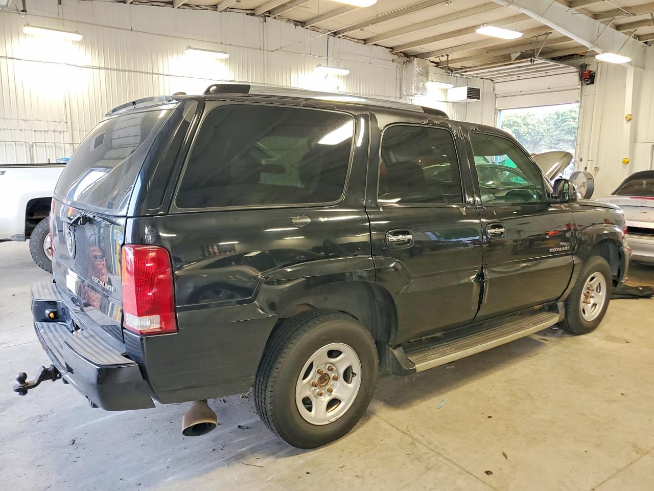 2002 Cadillac Escalade Luxury Black vin: 1GYEK63N32R324790