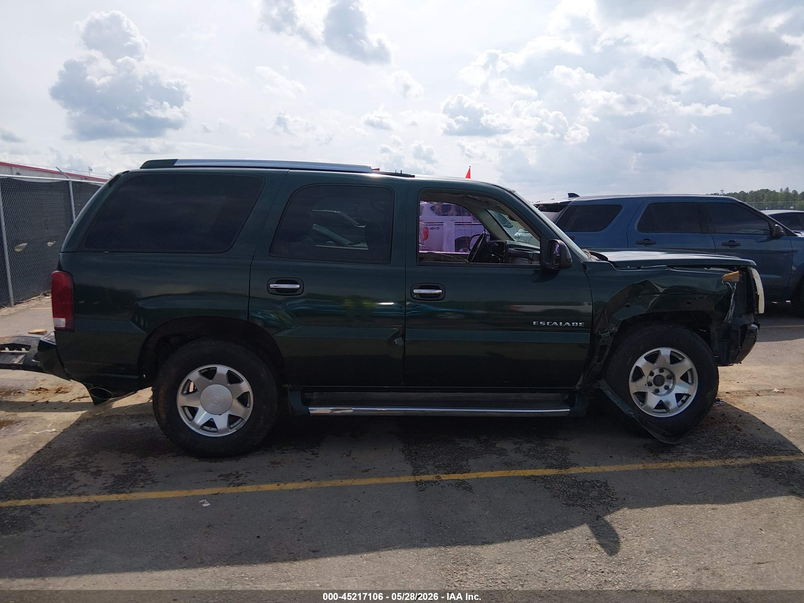 2002 Cadillac Escalade Standard Green vin: 1GYEK63N52R109590