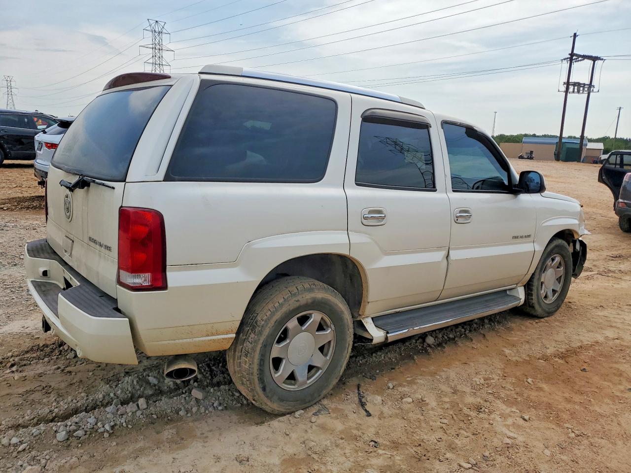 2002 Cadillac Escalade Luxury White vin: 1GYEK63N52R313127
