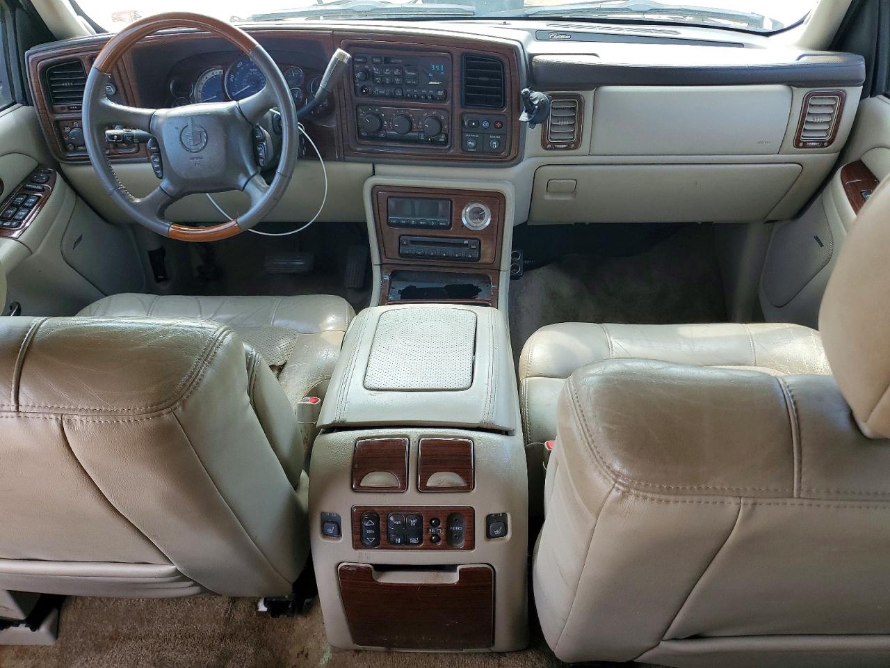 2002 Cadillac Escalade Luxury White vin: 1GYEK63N52R313127