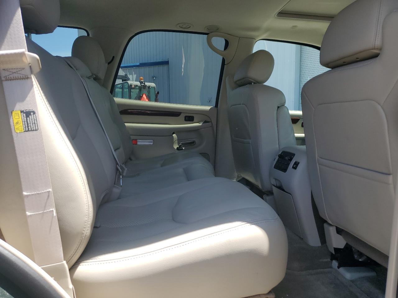 2003 Cadillac Escalade Luxury Green vin: 1GYEK63N53R149265