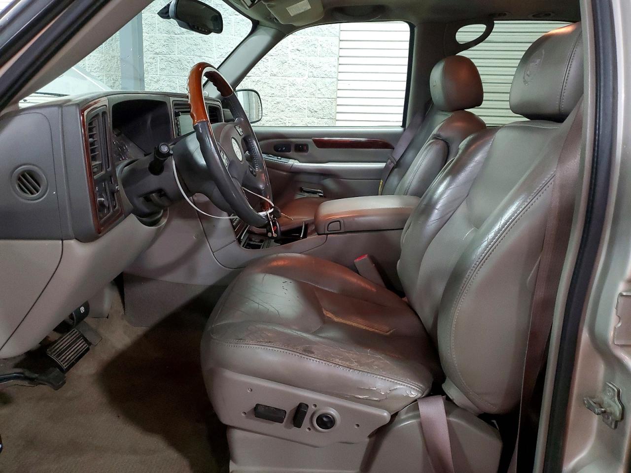 2006 Cadillac Escalade Luxury Gray vin: 1GYEK63N56R139890