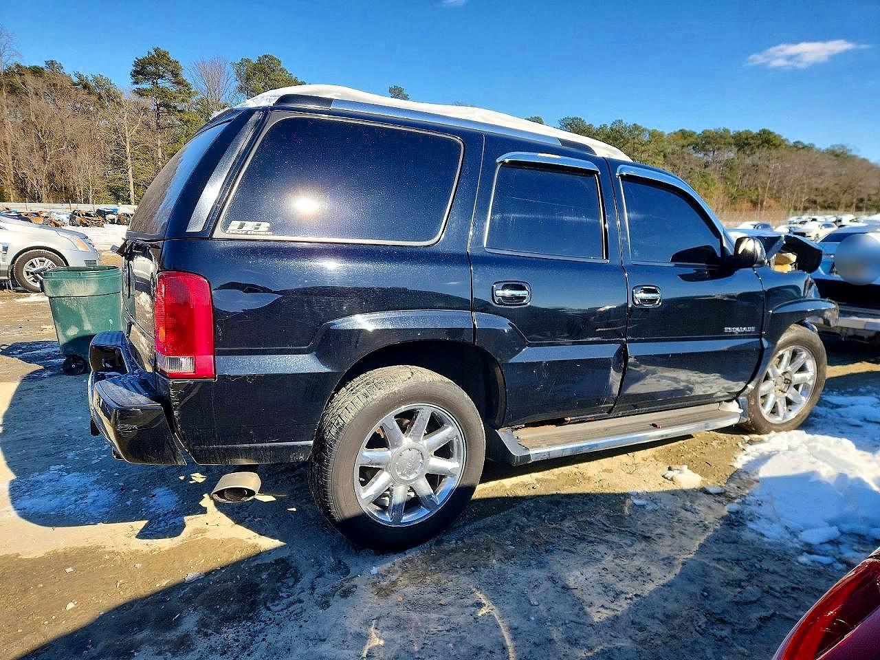 2002 Cadillac Escalade Luxury Black vin: 1GYEK63N62R185772