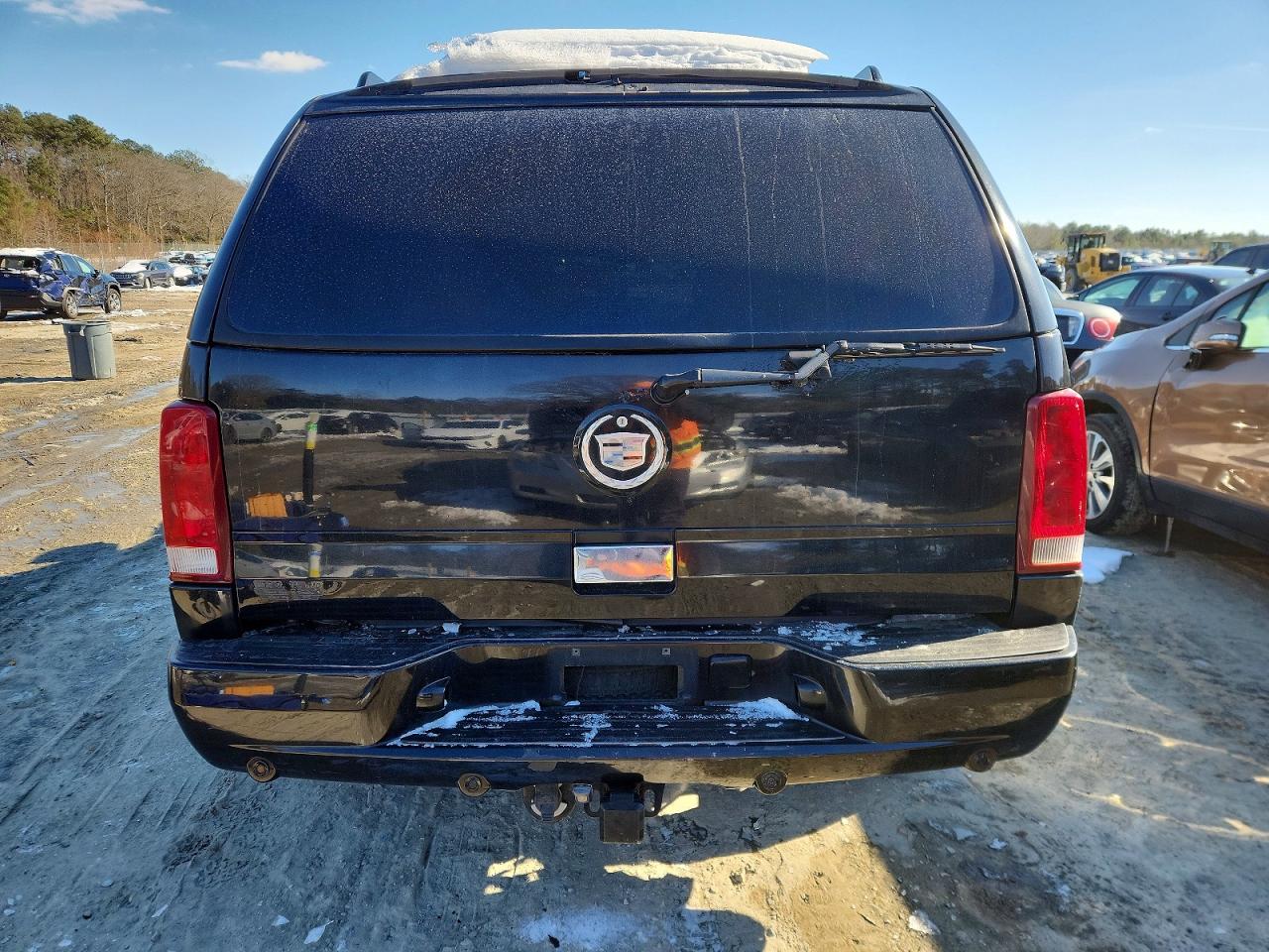 2002 Cadillac Escalade Luxury Black vin: 1GYEK63N62R185772