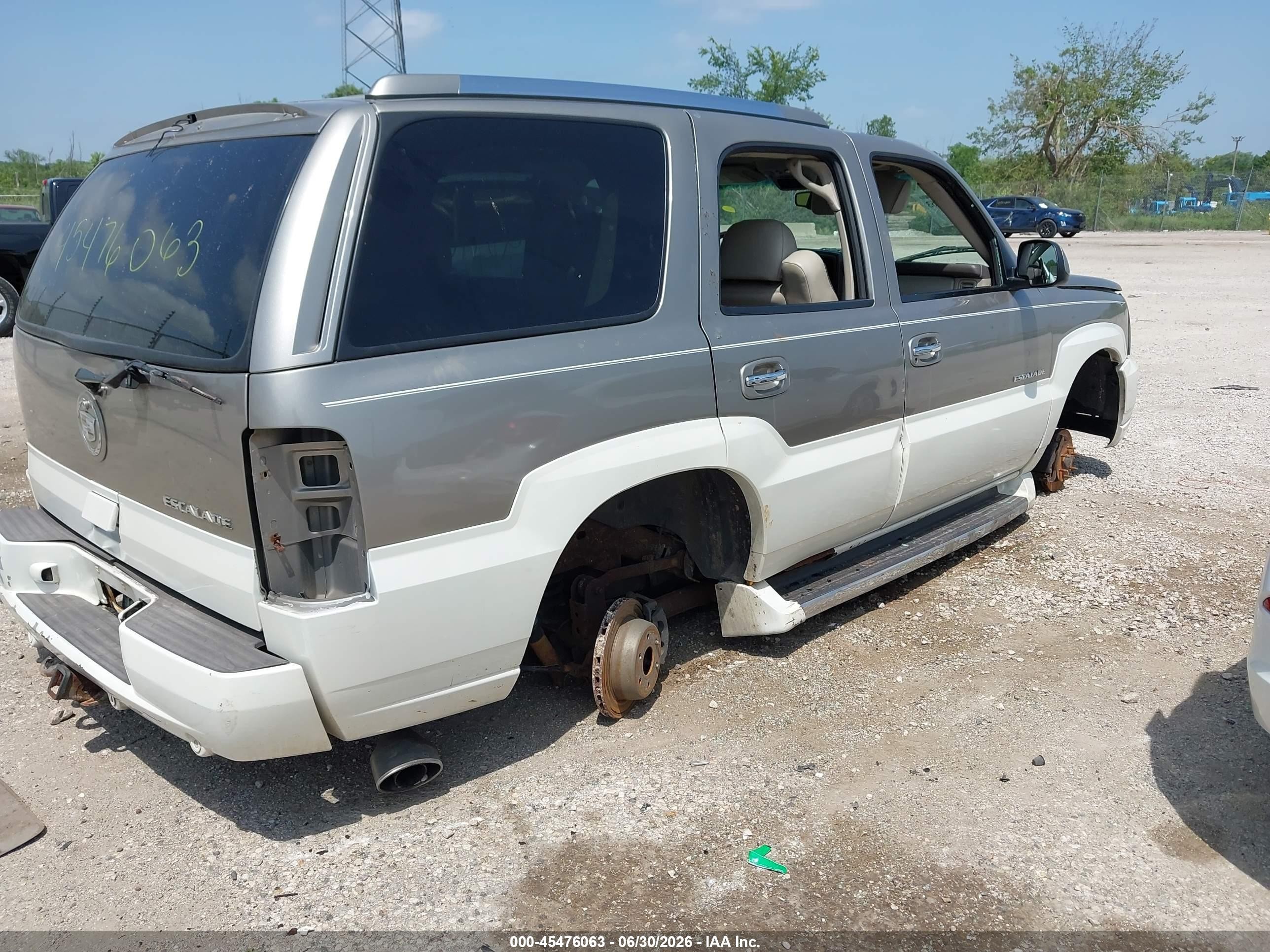 2002 Cadillac Escalade Standard Brown vin: 1GYEK63N62R316828