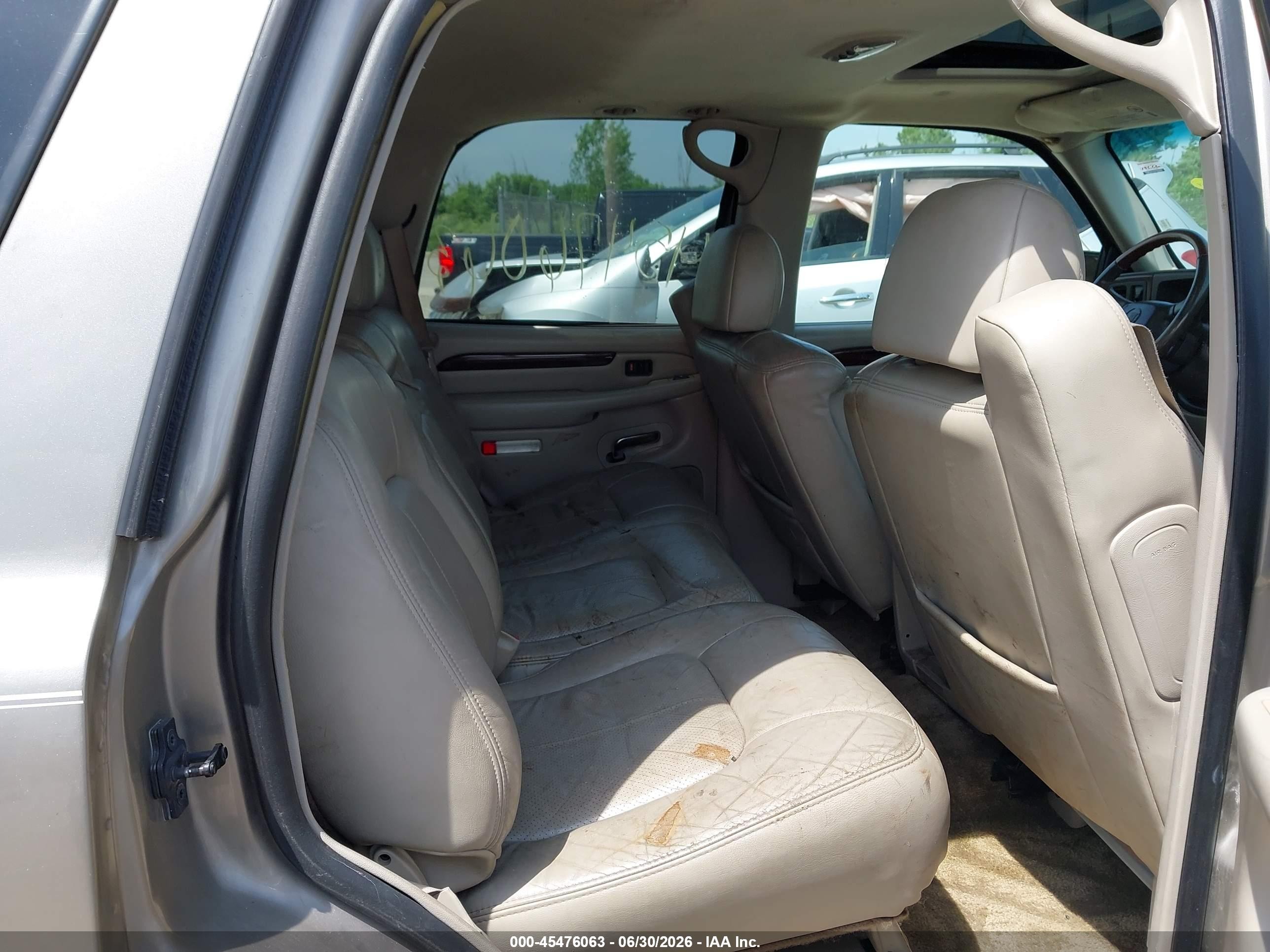 2002 Cadillac Escalade Standard Brown vin: 1GYEK63N62R316828