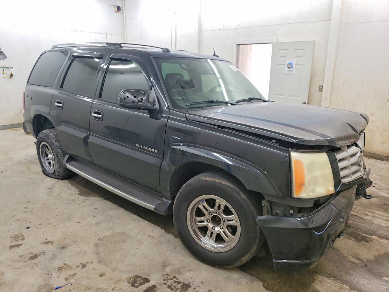 2004 Cadillac Escalade Luxury Black vin: 1GYEK63N64R200368