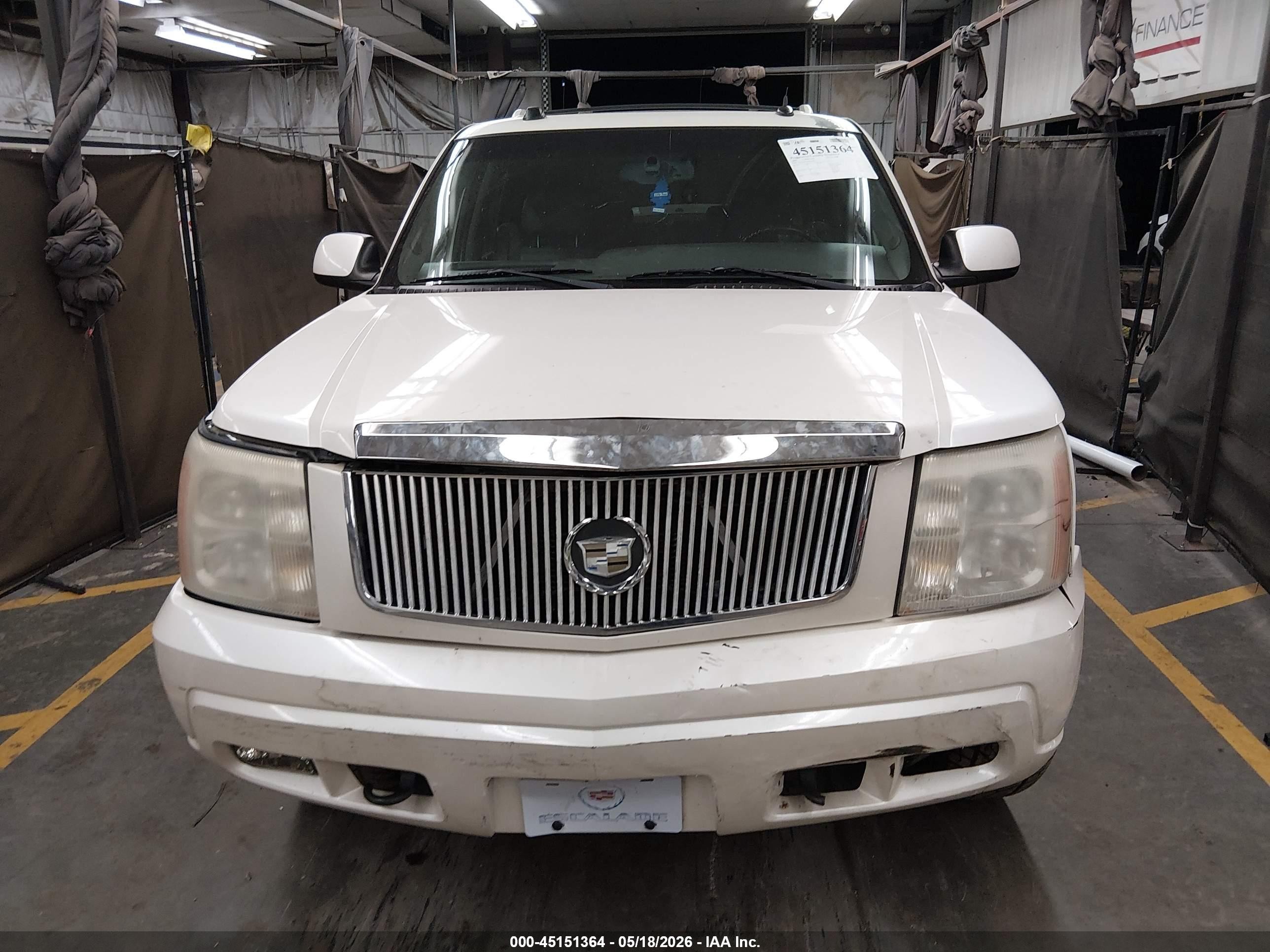 2005 Cadillac Escalade Standard Beige vin: 1GYEK63N75R219092