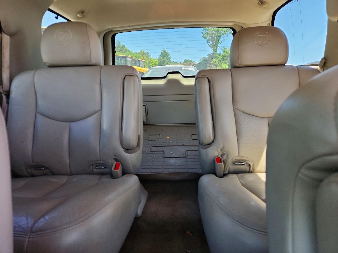 2006 Cadillac Escalade Luxury Черный vin: 1GYEK63N76R126770