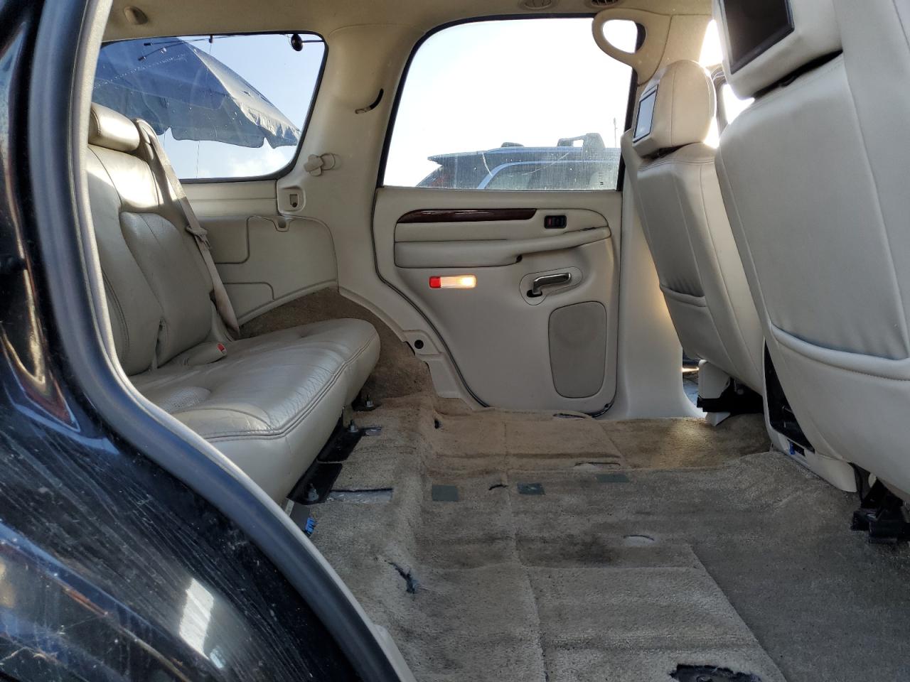 2002 Cadillac Escalade Luxury Черный vin: 1GYEK63N82R225429