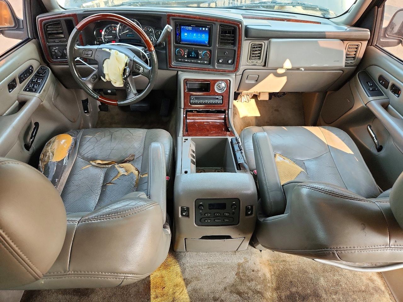 2005 Cadillac Escalade Black vin: 1GYEK63N85R139915