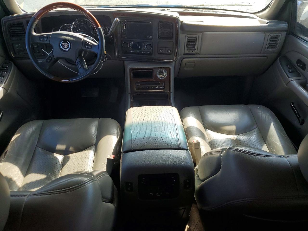 2005 Cadillac Escalade Luxury Beige vin: 1GYEK63N85R214239