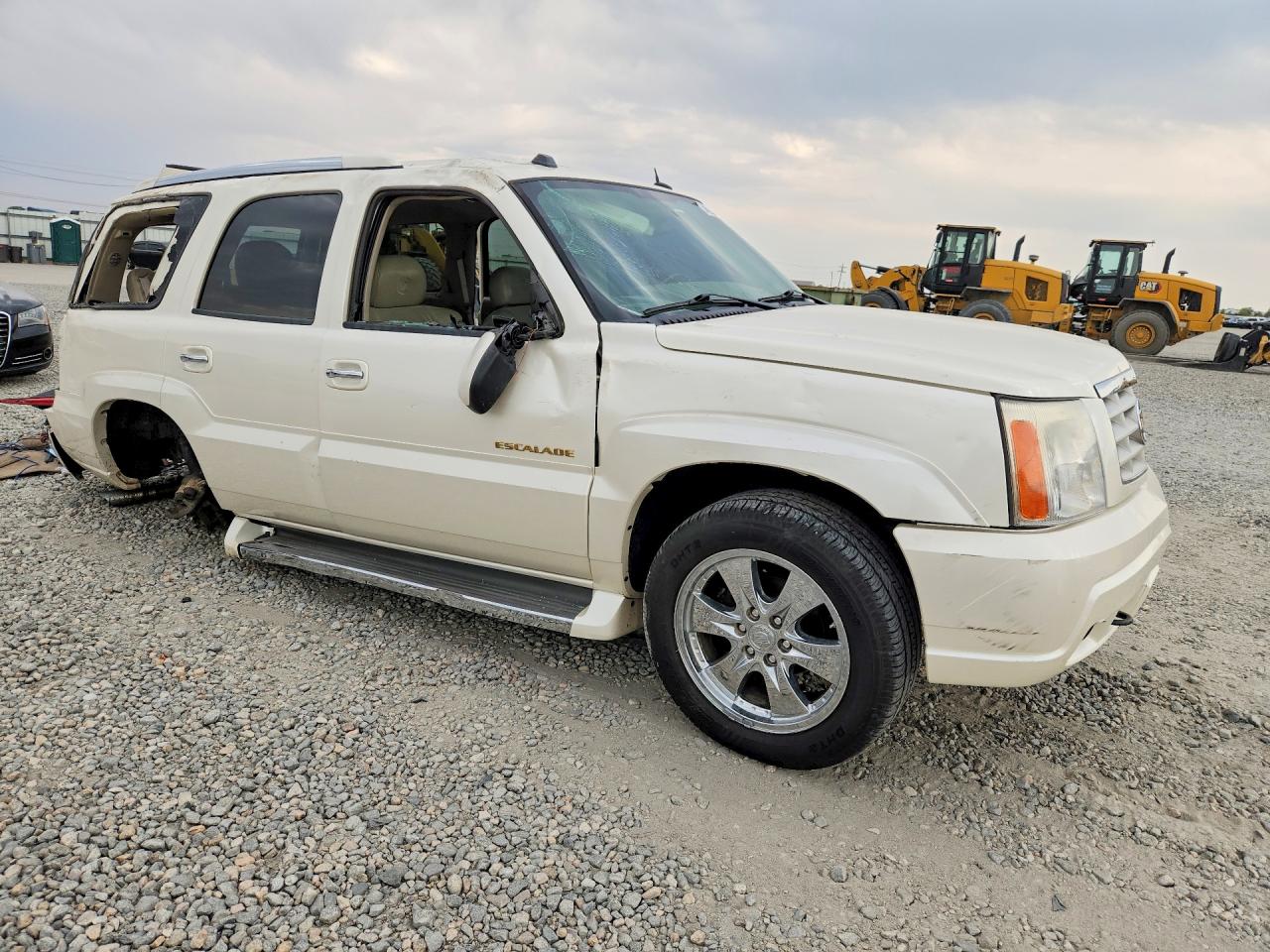 2005 Cadillac Escalade Luxury White vin: 1GYEK63N85R257642