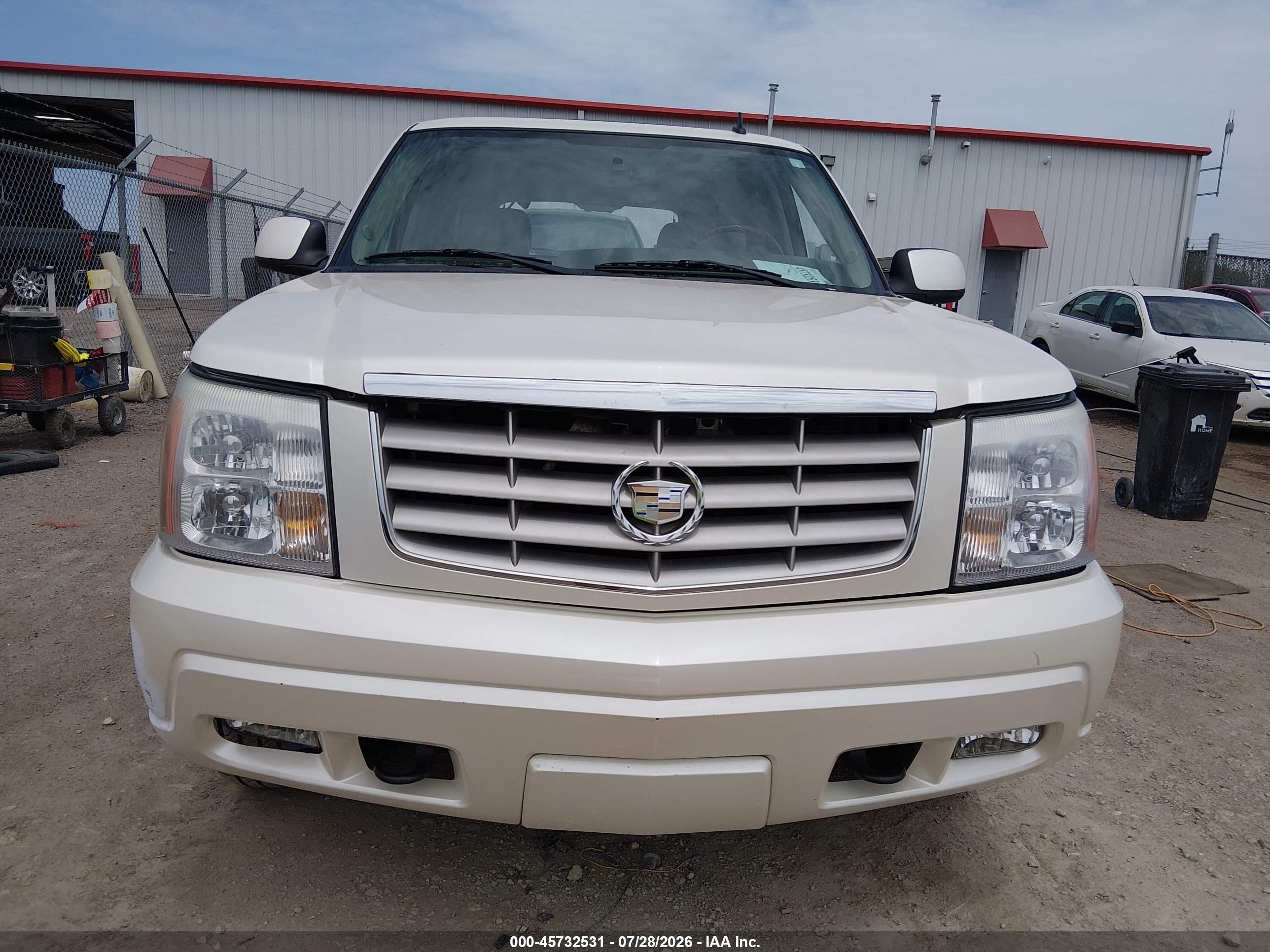 2006 Cadillac Escalade Standard White vin: 1GYEK63N86R111212