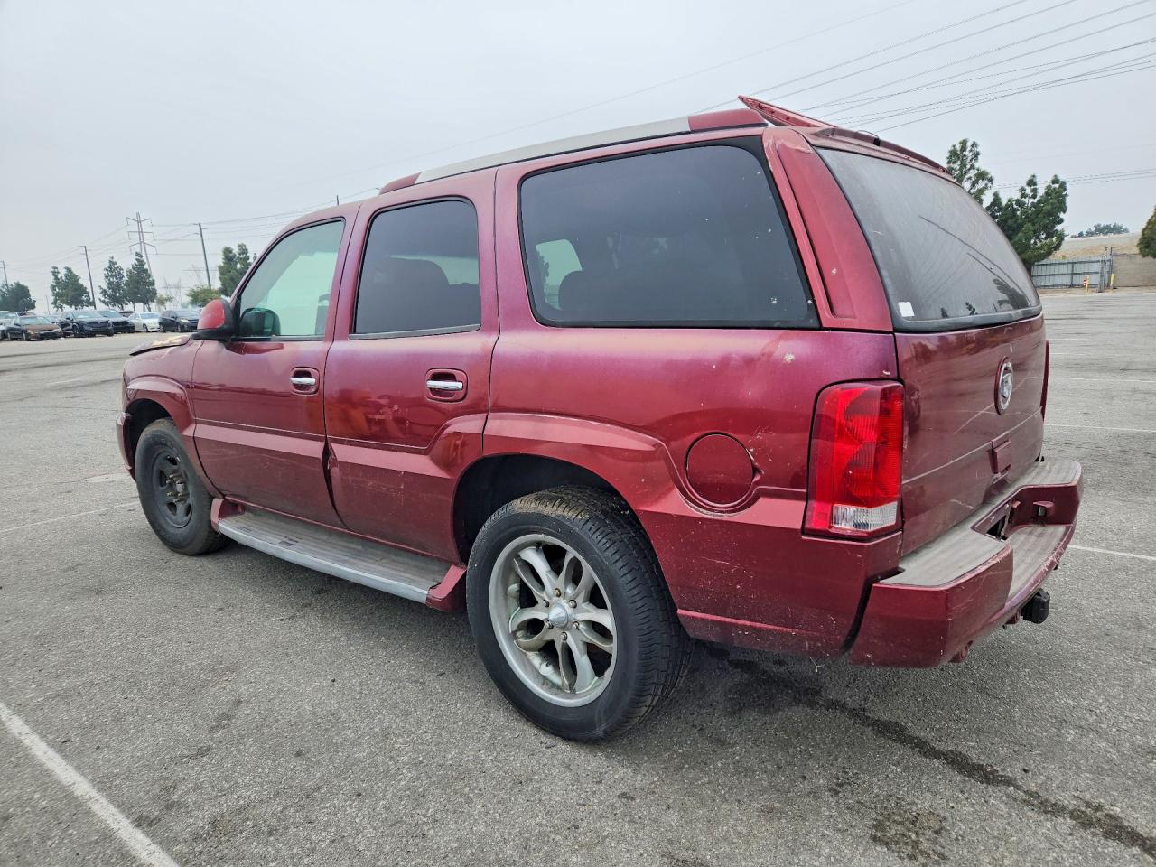 2002 Cadillac Escalade Luxury Burgundy vin: 1GYEK63N92R289916