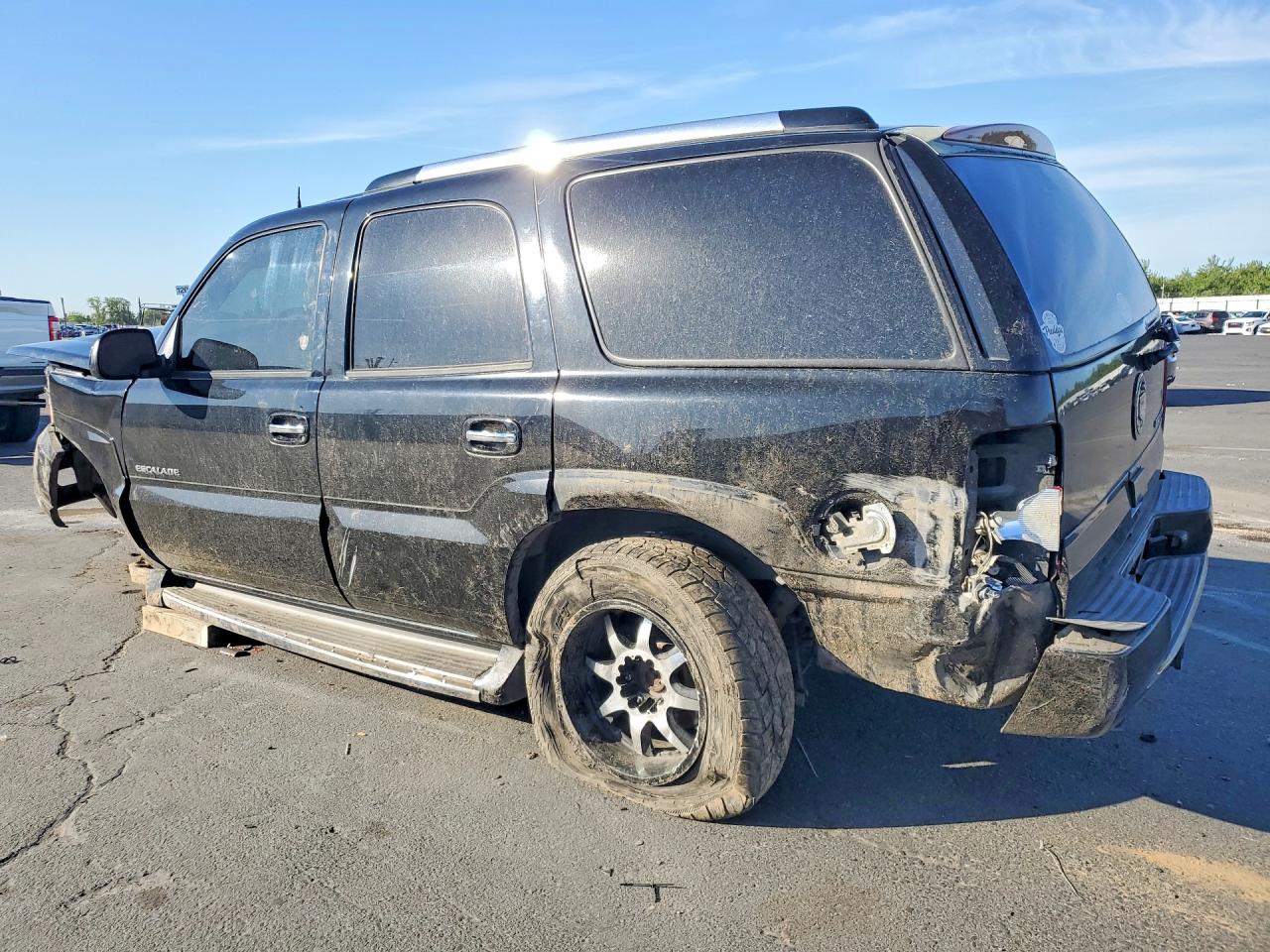 2004 Cadillac Escalade Luxury Черный vin: 1GYEK63N94R127013