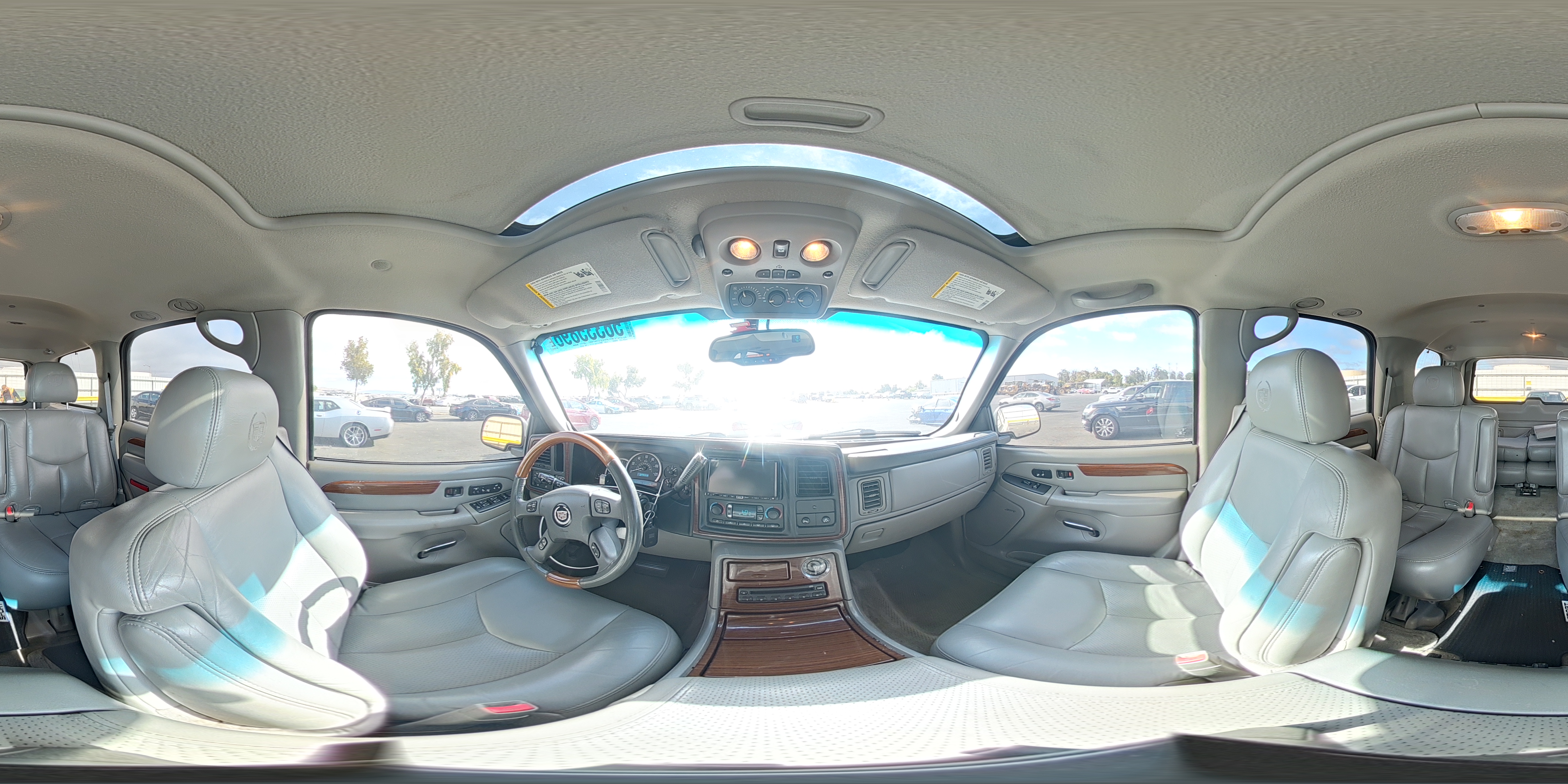 2004 Cadillac Escalade Luxury Beige vin: 1GYEK63N94R180701