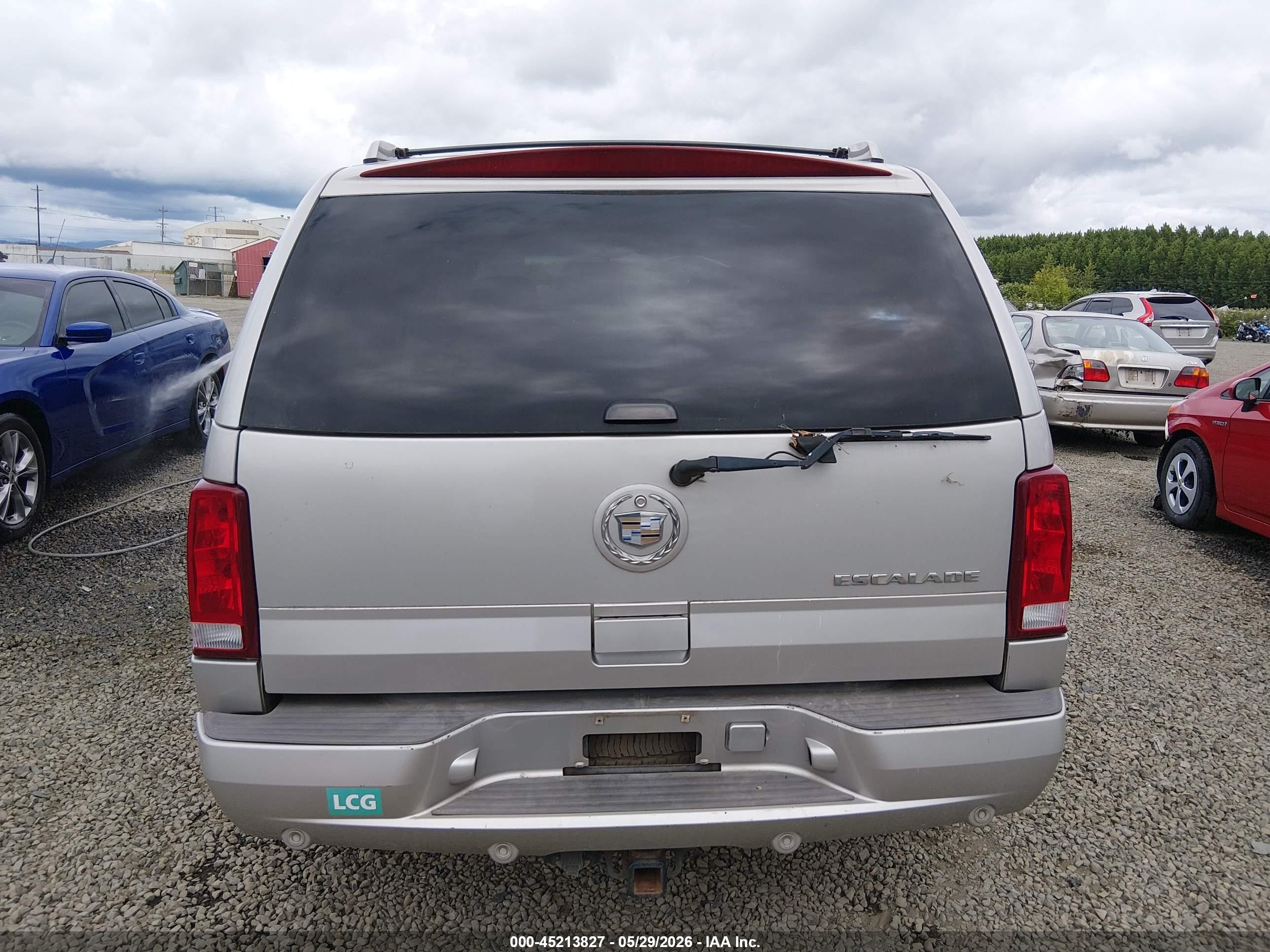 2005 Cadillac Escalade Standard Champagne vin: 1GYEK63N95R118779