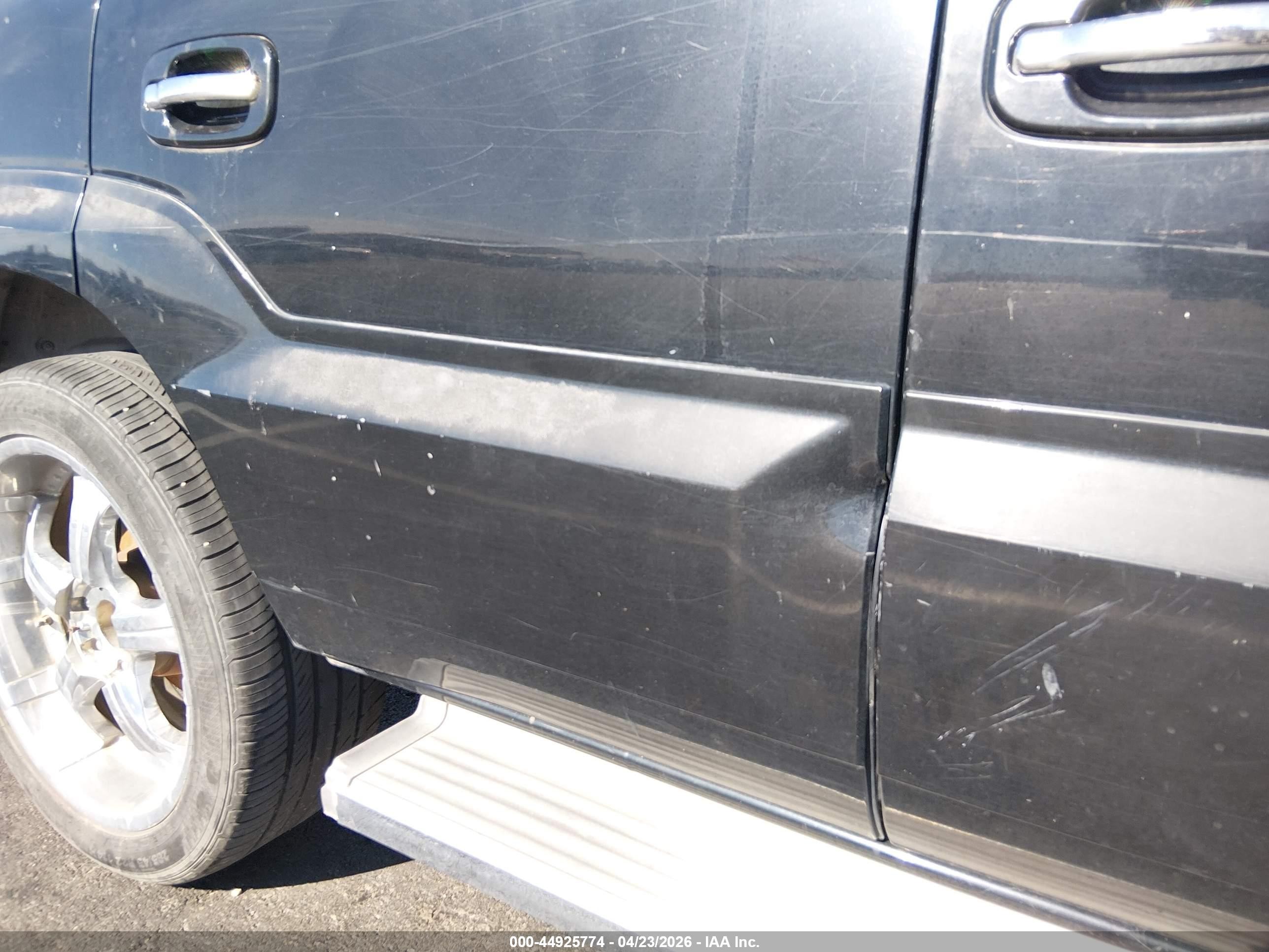 2005 Cadillac Escalade Standard Black vin: 1GYEK63N95R181249