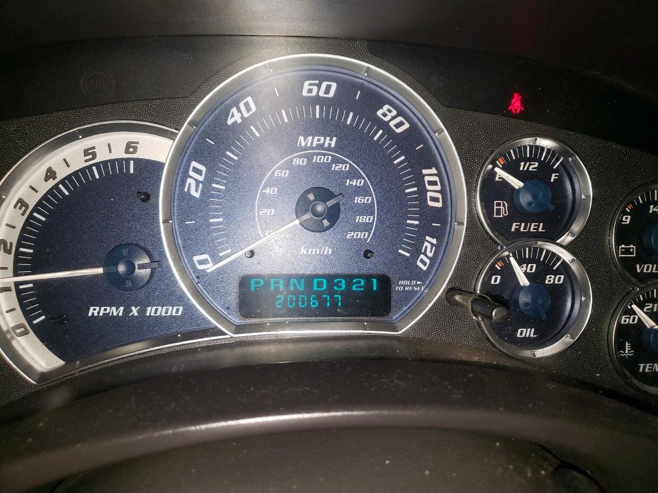 2002 Cadillac Escalade Silver vin: 1GYEK63NX2R115630