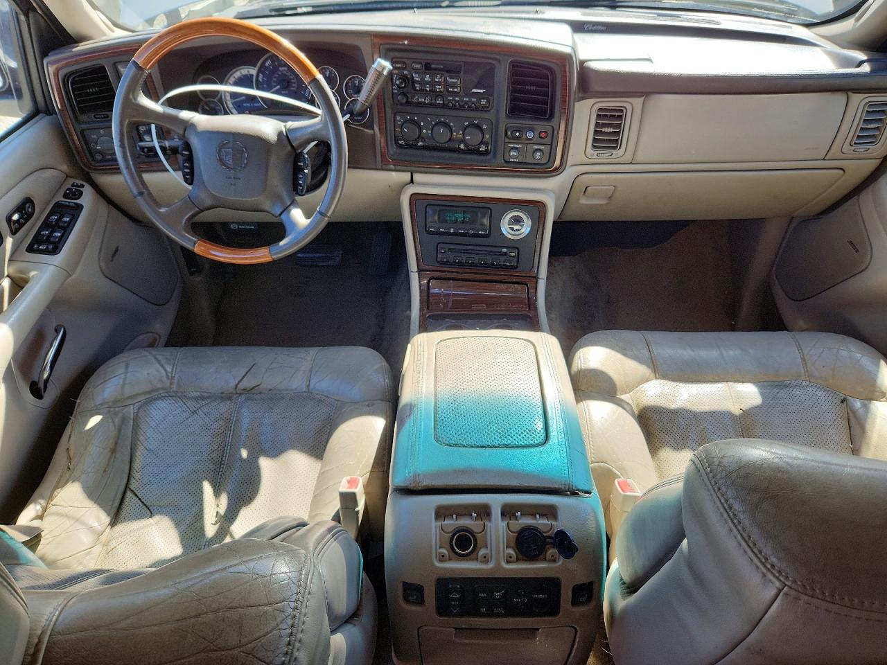 2002 Cadillac Escalade Luxury White vin: 1GYEK63NX2R156484