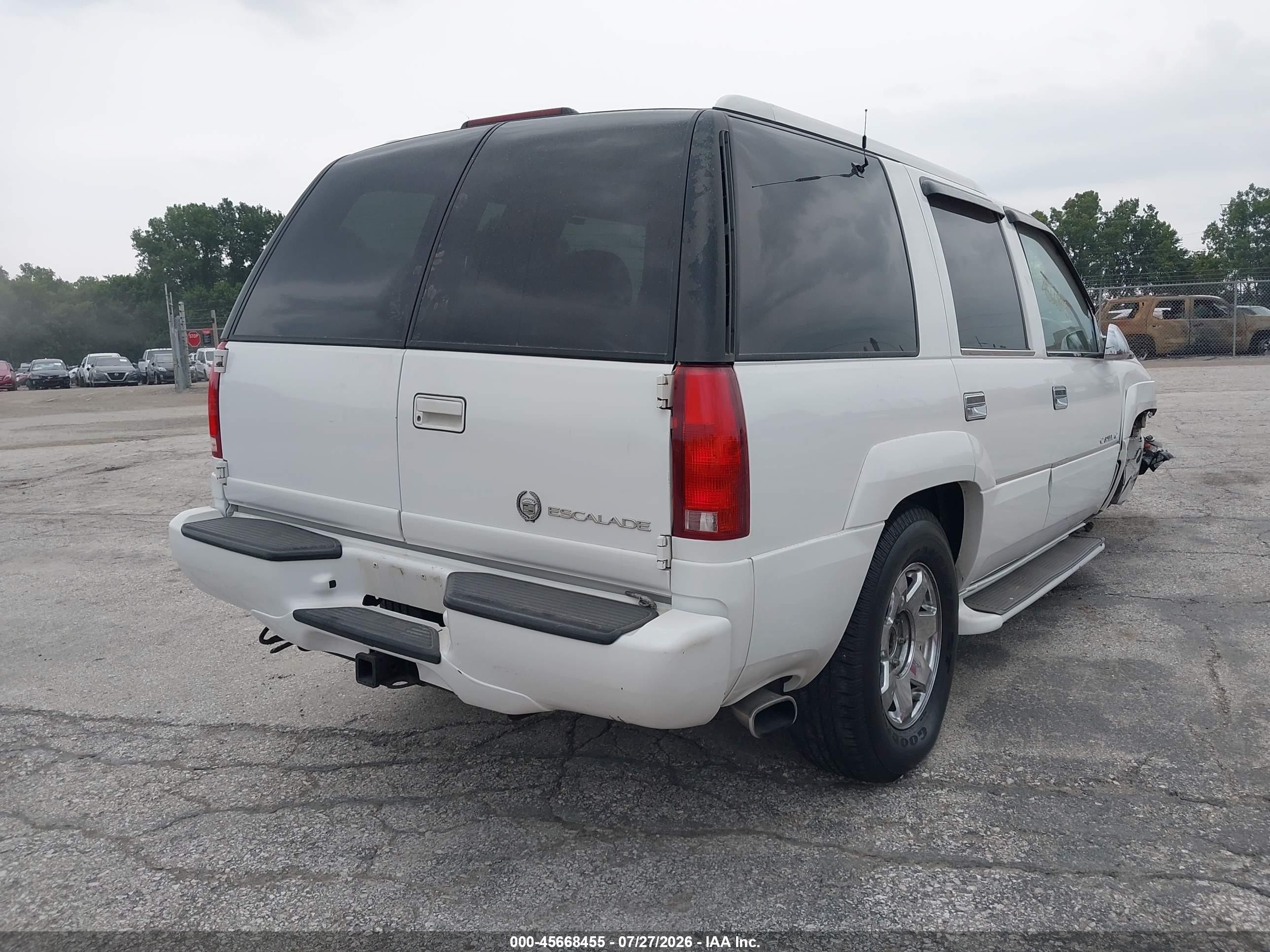 2000 Cadillac Escalade Standard White vin: 1GYEK63R0YR170843