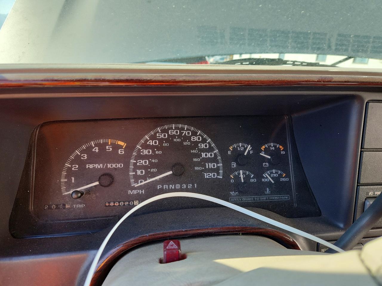2000 Cadillac Escalade Luxury Brown vin: 1GYEK63R3YR180864