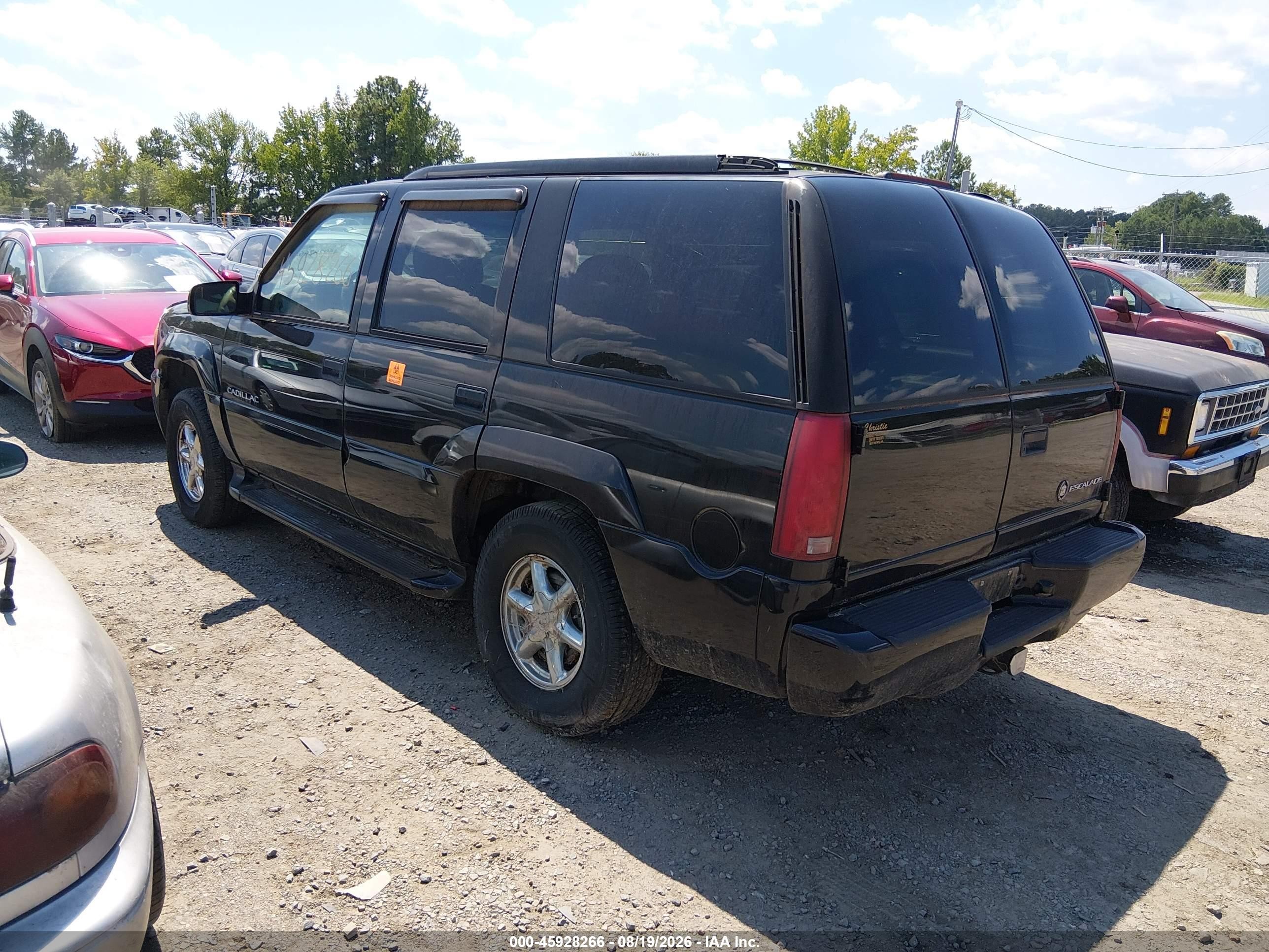 2000 Cadillac Escalade Standard Black vin: 1GYEK63R3YR228802