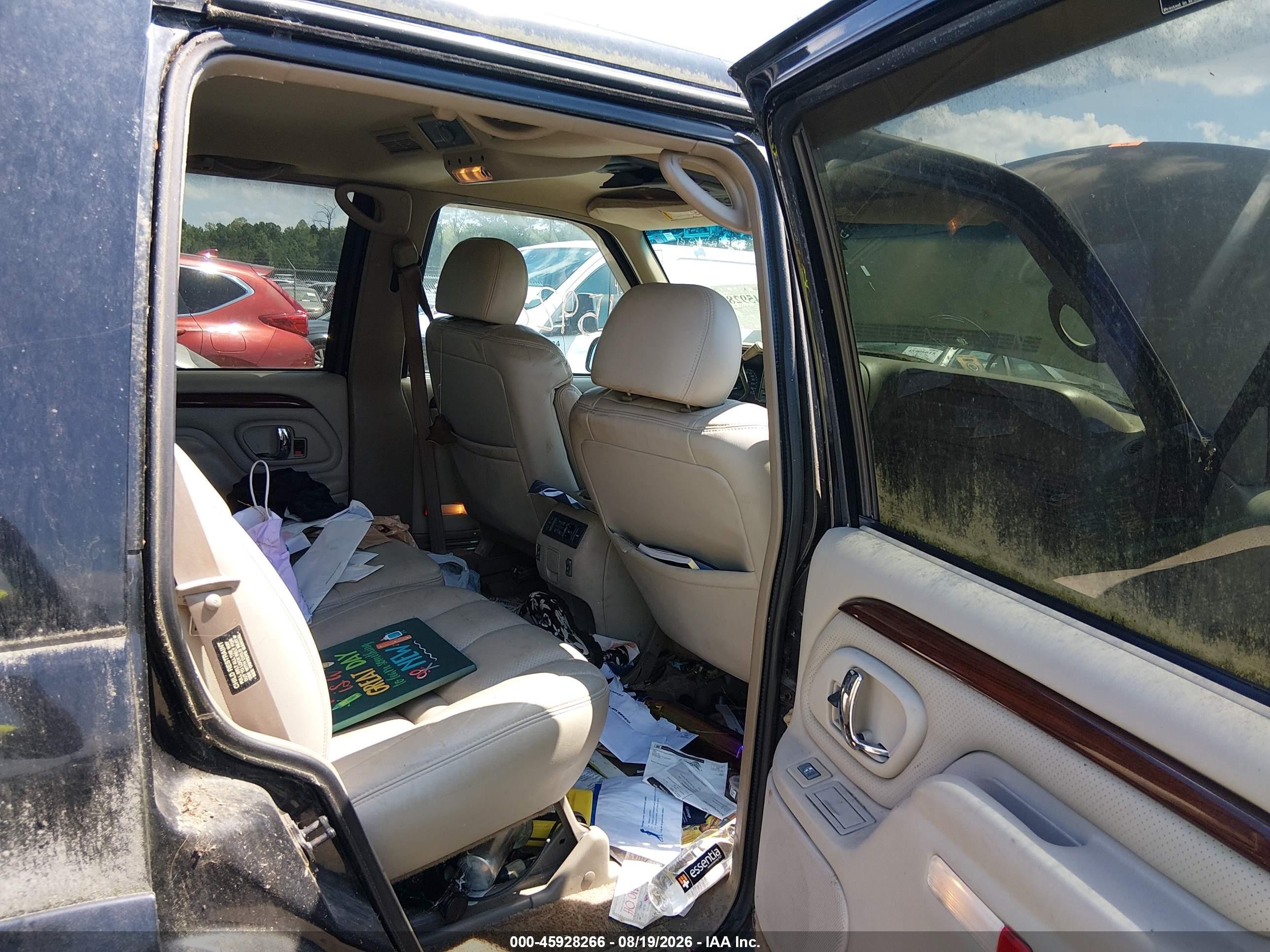 2000 Cadillac Escalade Standard Black vin: 1GYEK63R3YR228802