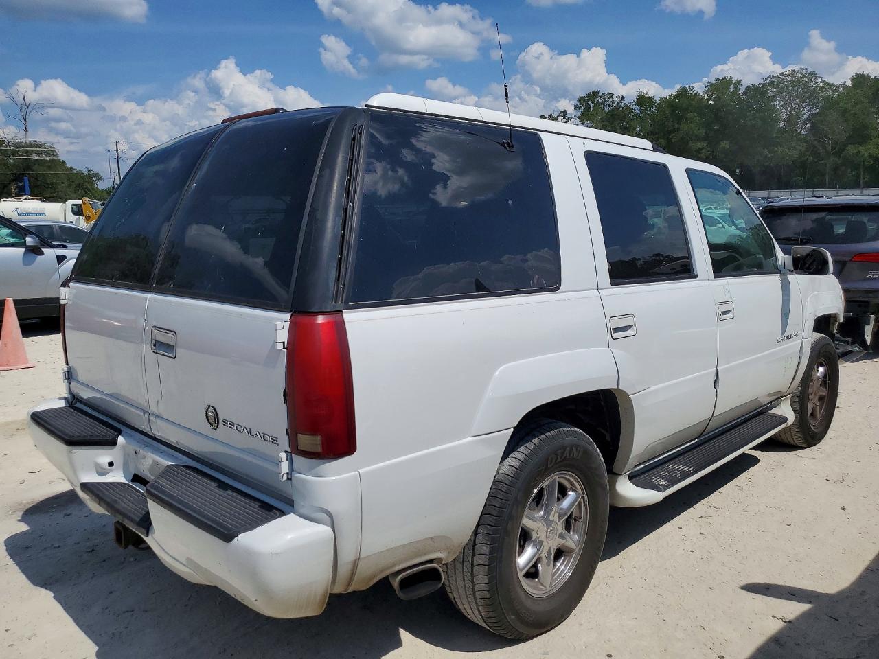 2000 Cadillac Escalade Luxury White vin: 1GYEK63R4YR221227