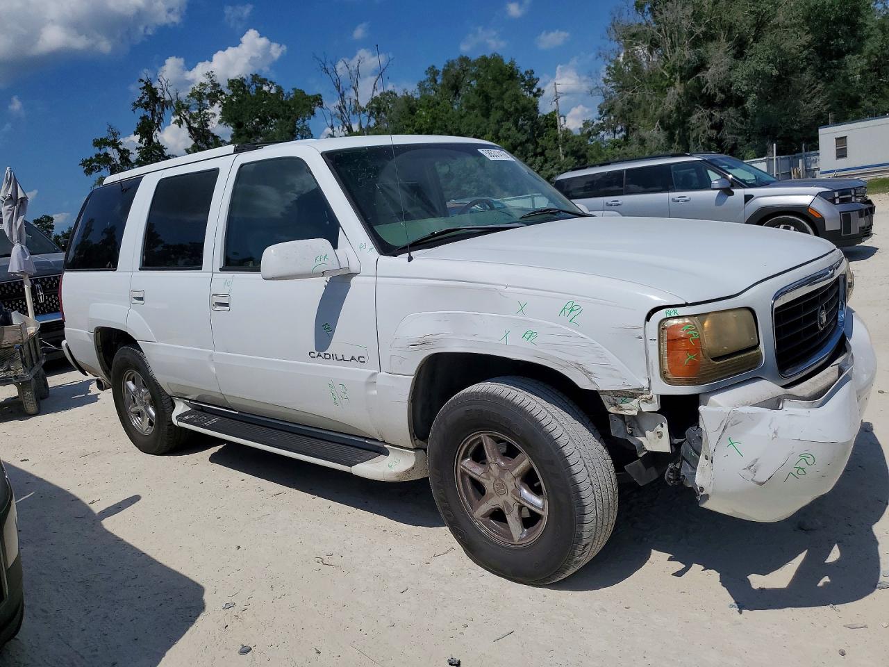 2000 Cadillac Escalade Luxury White vin: 1GYEK63R4YR221227