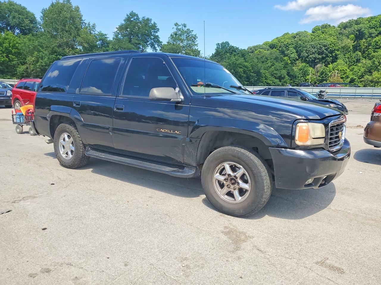 2000 Cadillac Escalade Luxury Black vin: 1GYEK63R6YR176324