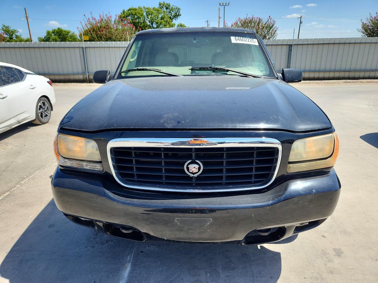 2000 Cadillac Escalade Luxury Black vin: 1GYEK63R8YR212336