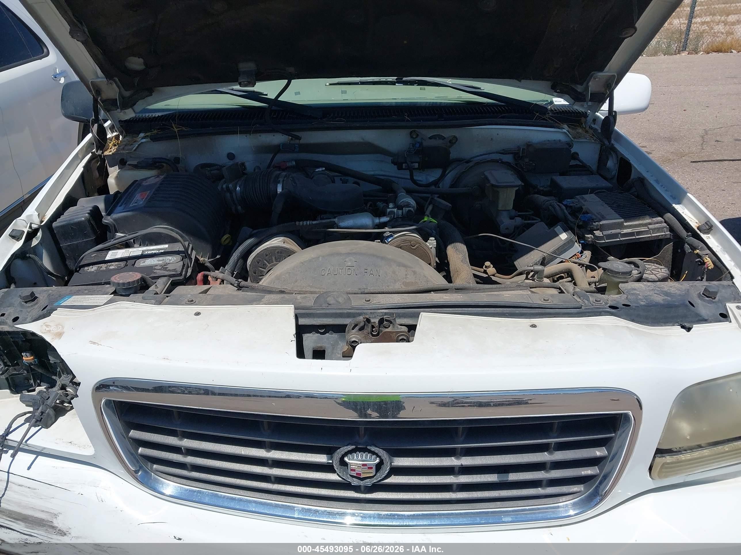 2000 Cadillac Escalade Standard White vin: 1GYEK63R8YR221599
