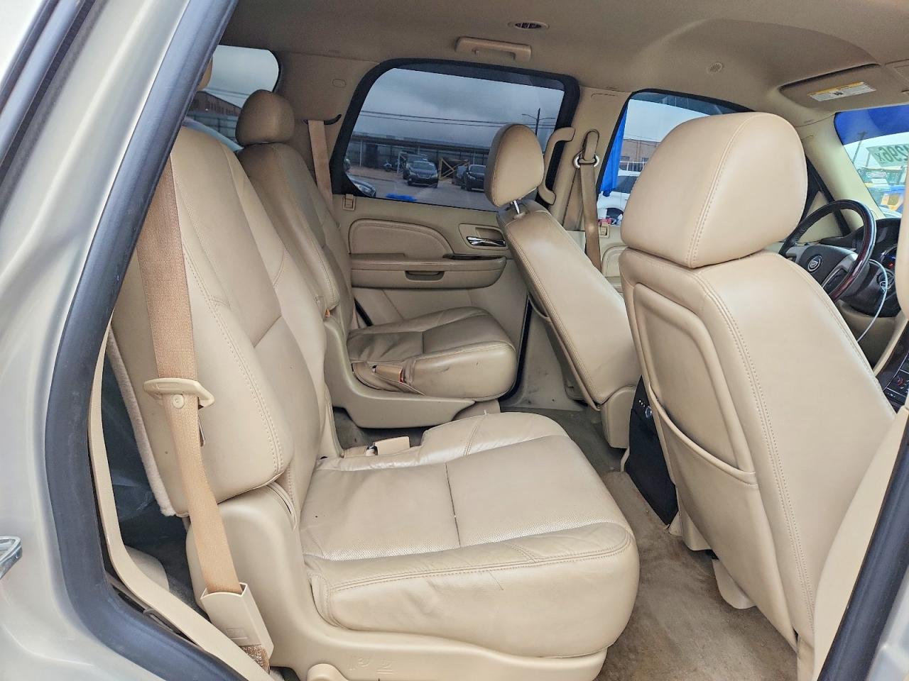 2009 Cadillac Escalade Tan vin: 1GYFC13299R269055