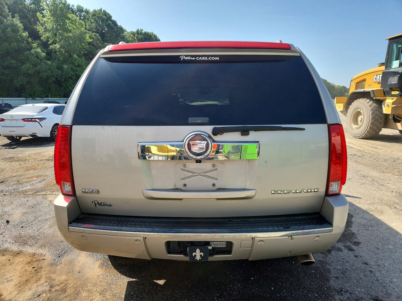 2009 Cadillac Escalade Luxury Silver vin: 1GYFC23259R191301